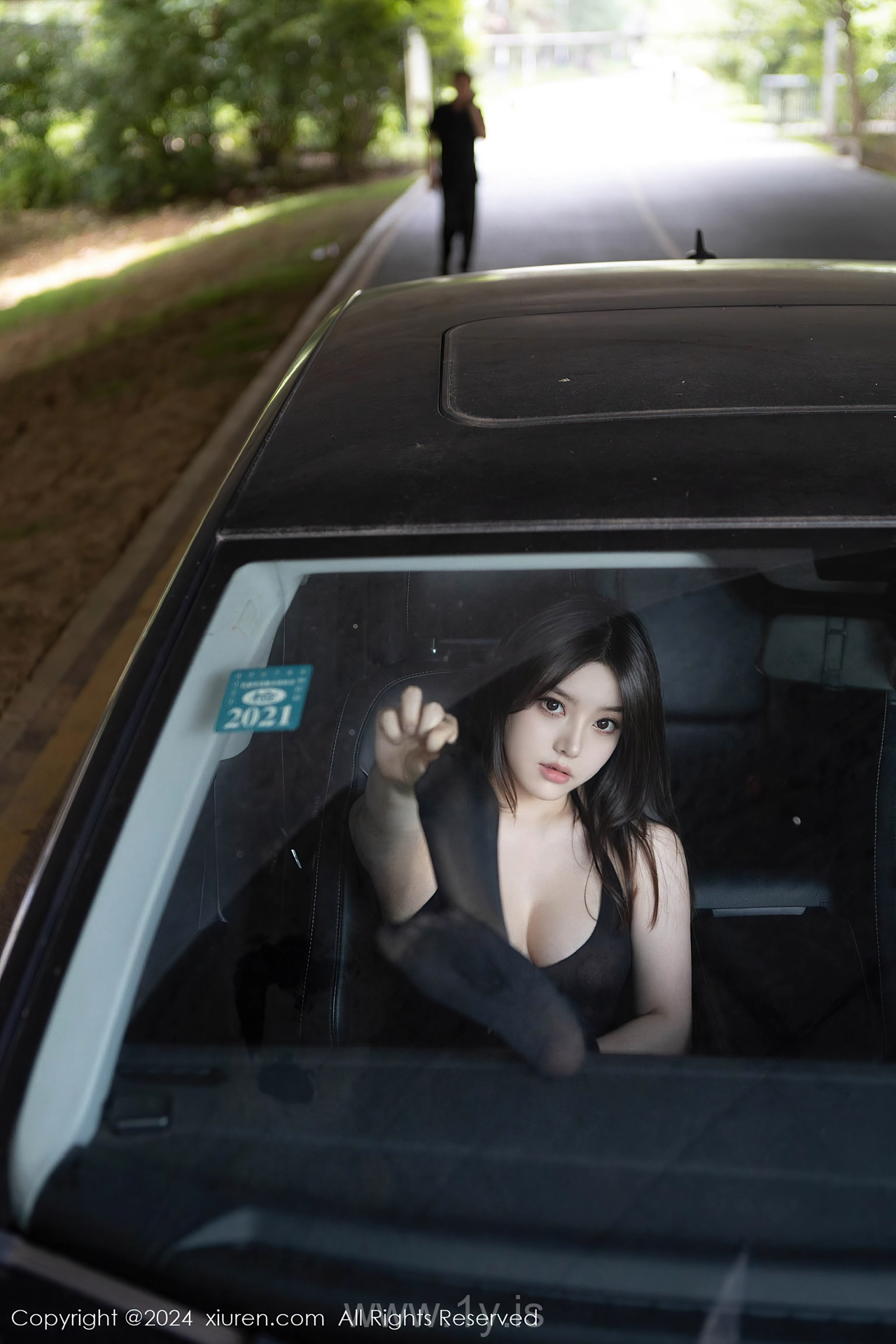 XIUREN(秀人网) No.8708 Appealing & Flawless Asian Teen 豆瓣酱