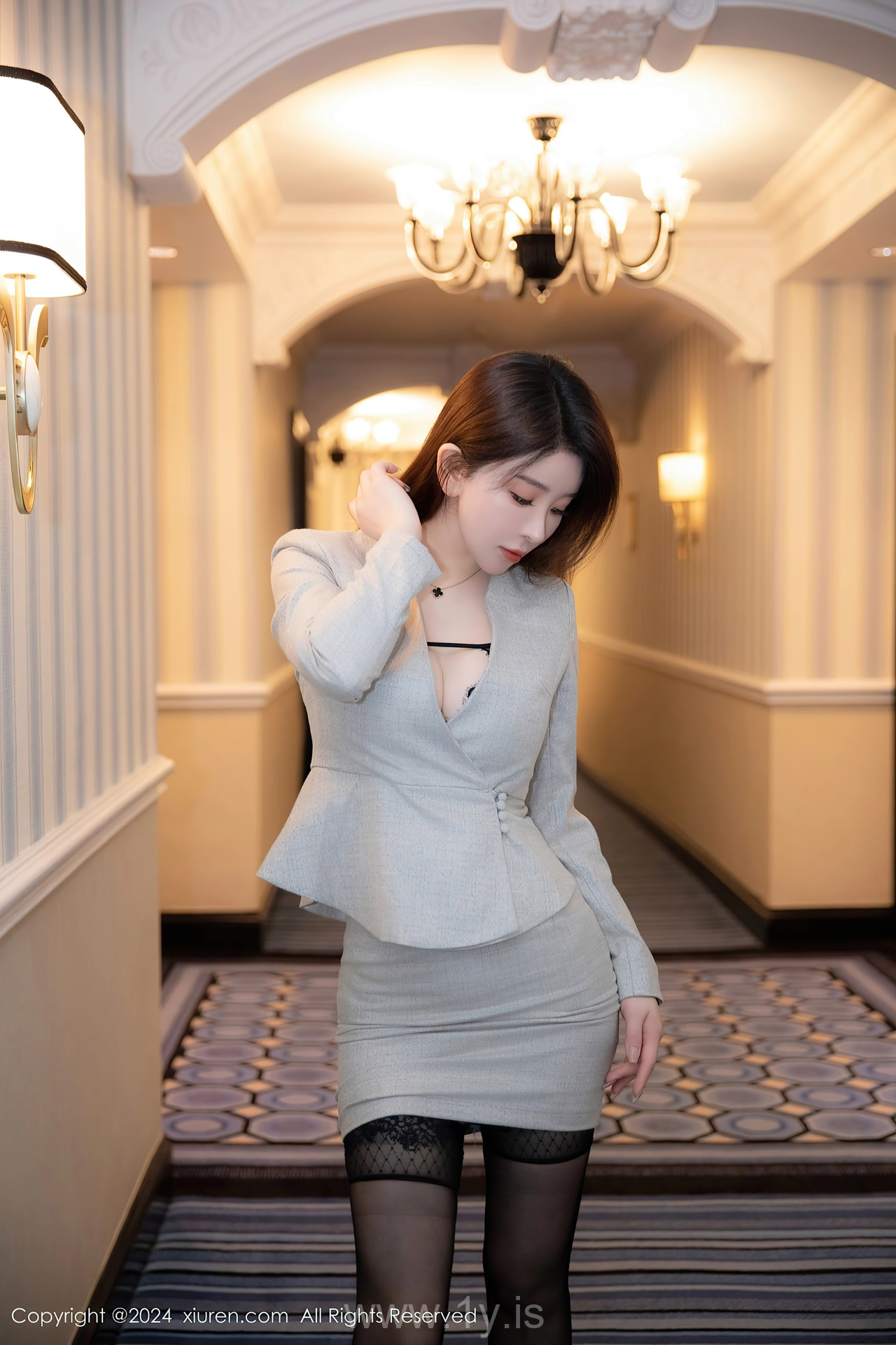 XIUREN(秀人网) No.8716 Lovely & Beautiful Asian Beauty Queen 雨儿酱eve