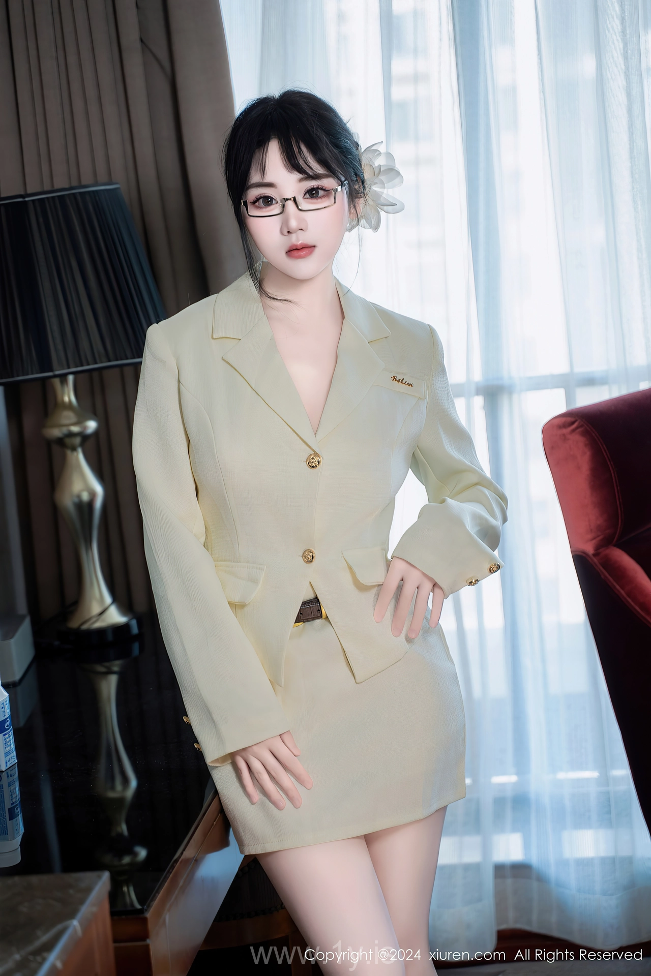 XIUREN(秀人网) No.8717 Elegant Asian Diva 汐汐爱吃草莓