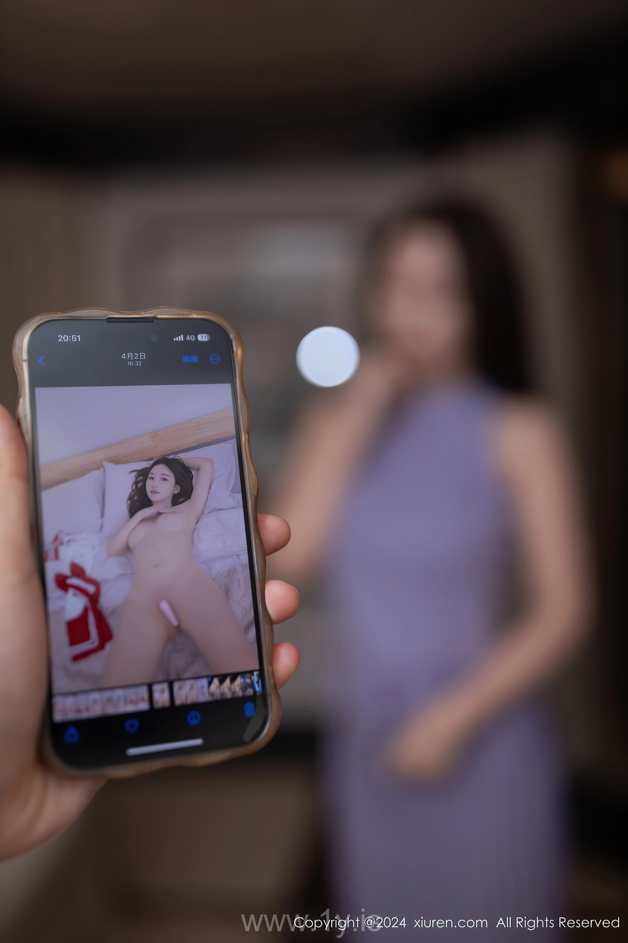 XIUREN(秀人网) No.8725 Luminous & Dazzling Chinese Cutie 杏子Yada