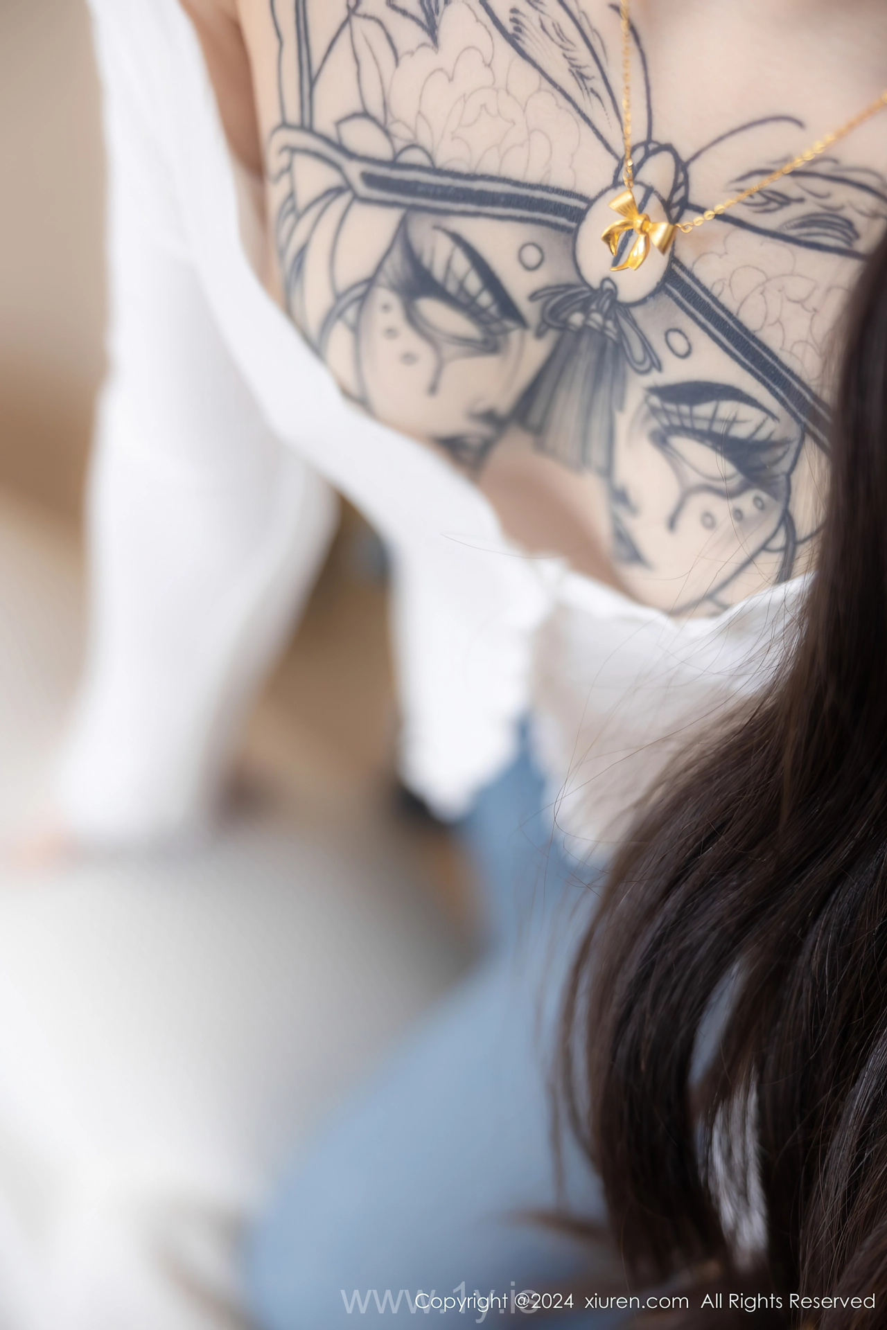 XIUREN(秀人网) No.8740 Flawless & Trendy Asian Beauty 奶瓶