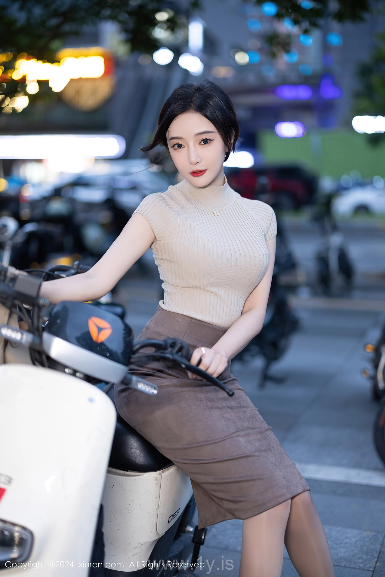 XIUREN(秀人网) No.8741 Pretty Chinese Jewel 王馨瑶yanni