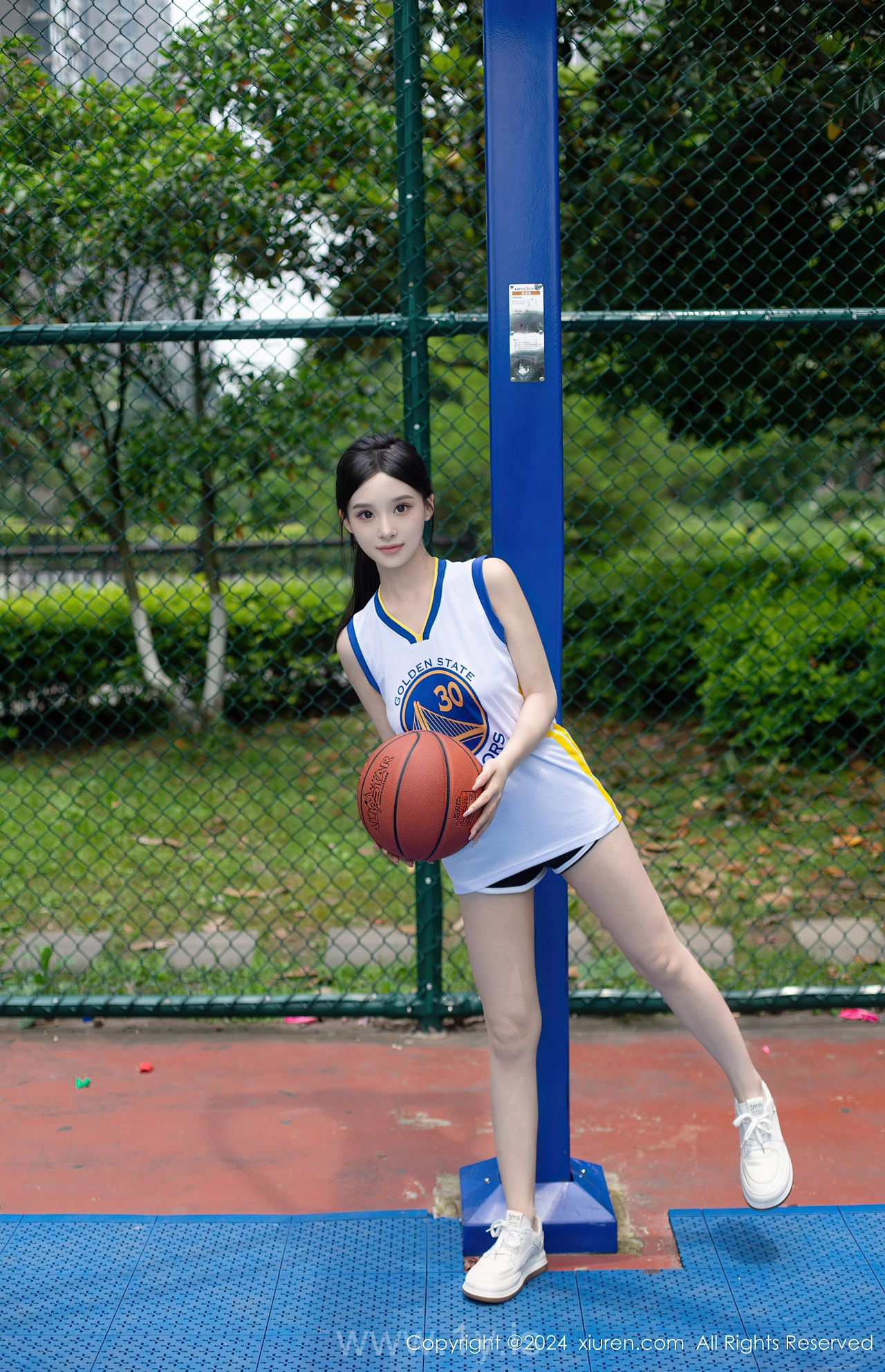 XIUREN(秀人网) No.8744 Lovely Chinese Girl 豆瓣酱