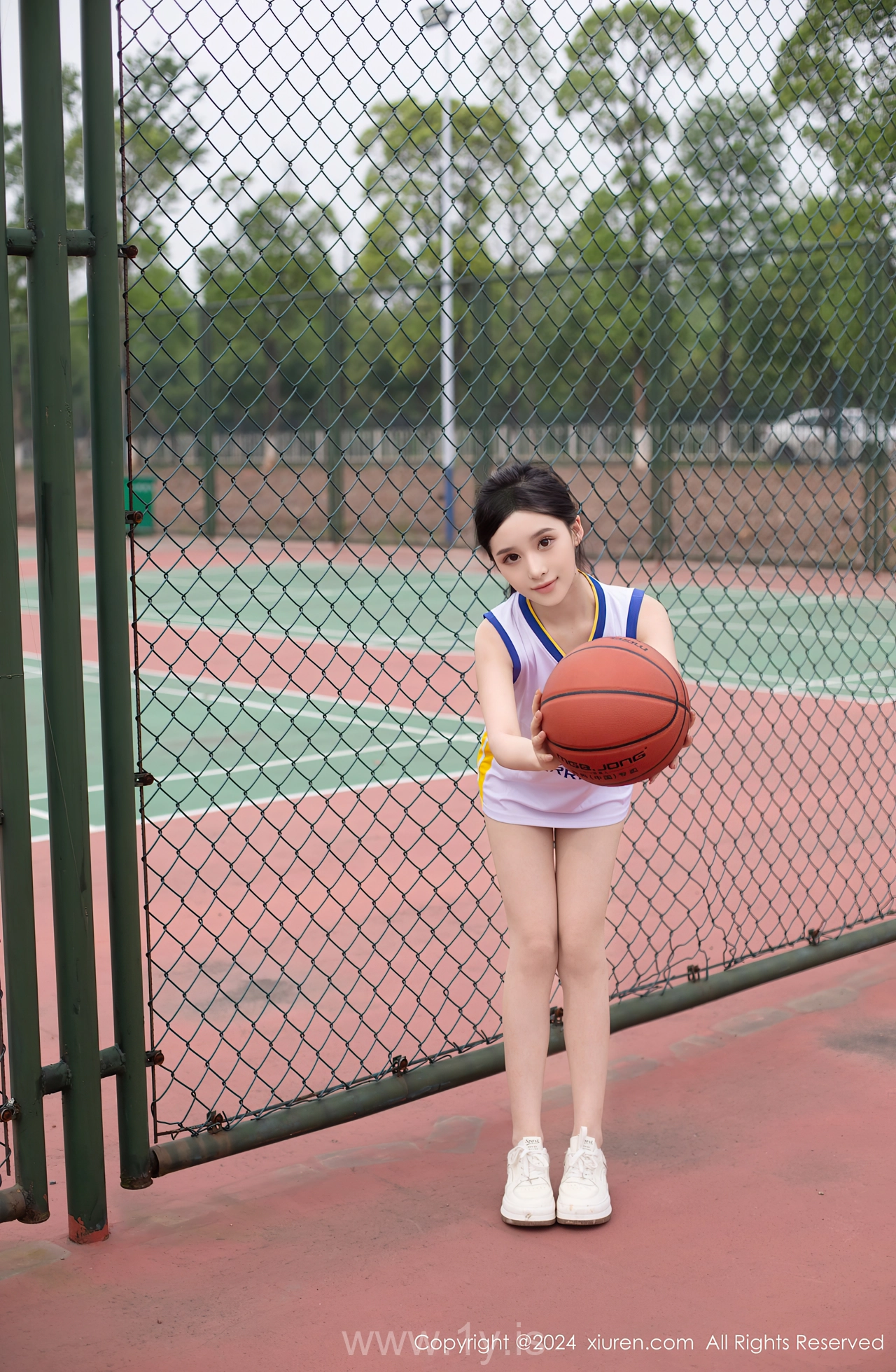 XIUREN(秀人网) No.8744 Lovely Chinese Girl 豆瓣酱