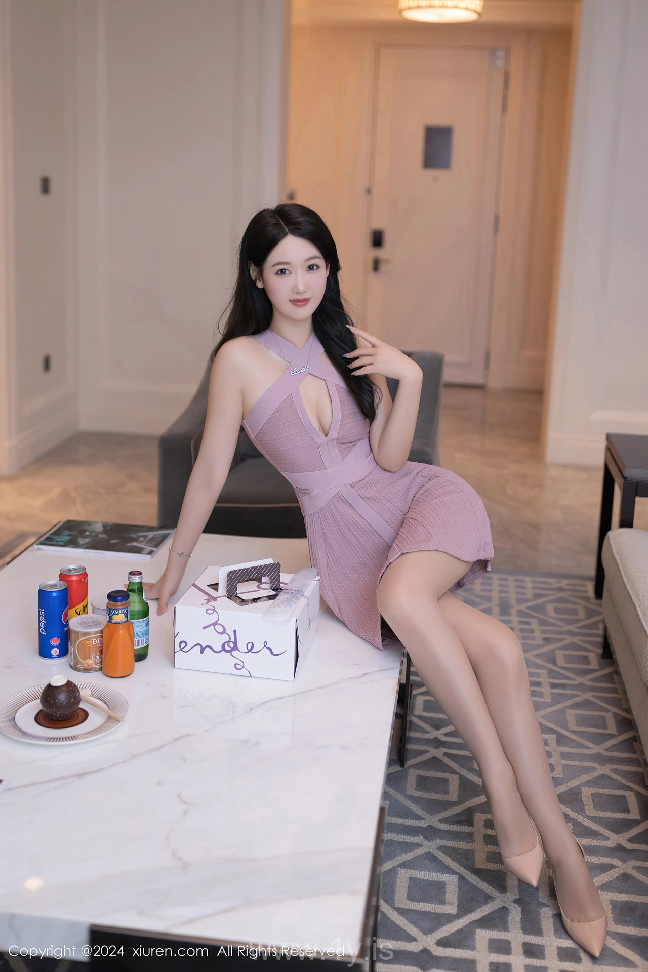 XIUREN(秀人网) No.8748 Pretty & Captivating Asian Diva 唐安琪