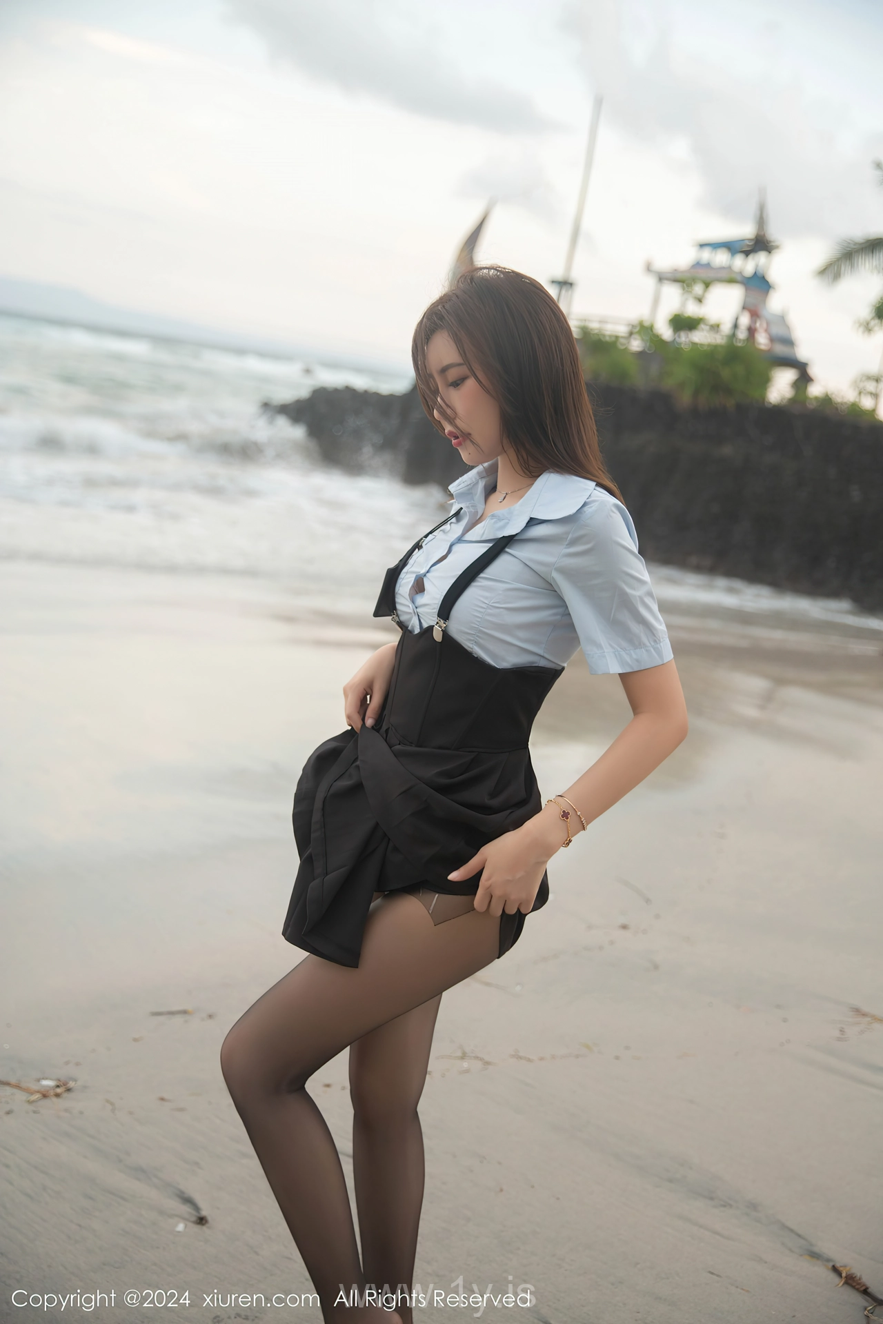 XIUREN(秀人网) No.8752 Lovely Chinese Beauty 绮里嘉ula