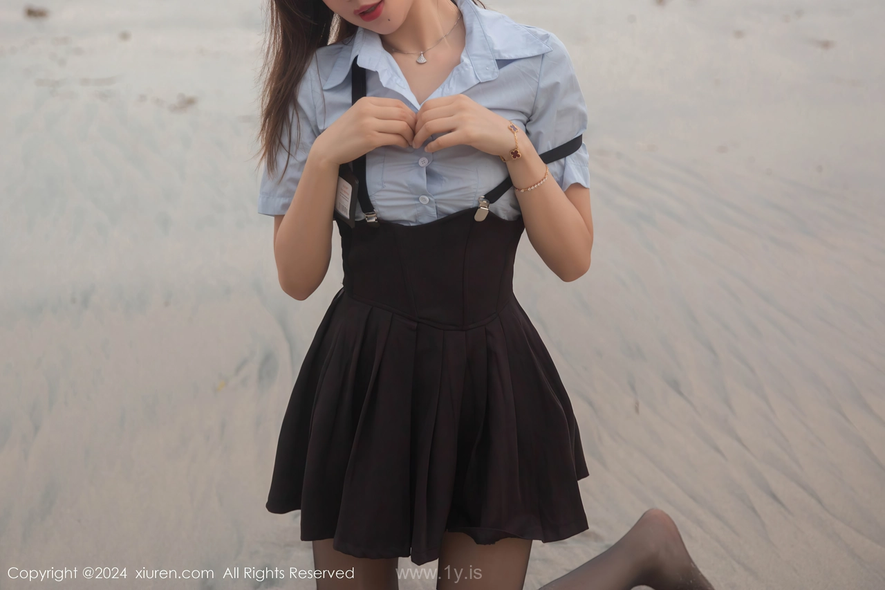 XIUREN(秀人网) No.8752 Lovely Chinese Beauty 绮里嘉ula