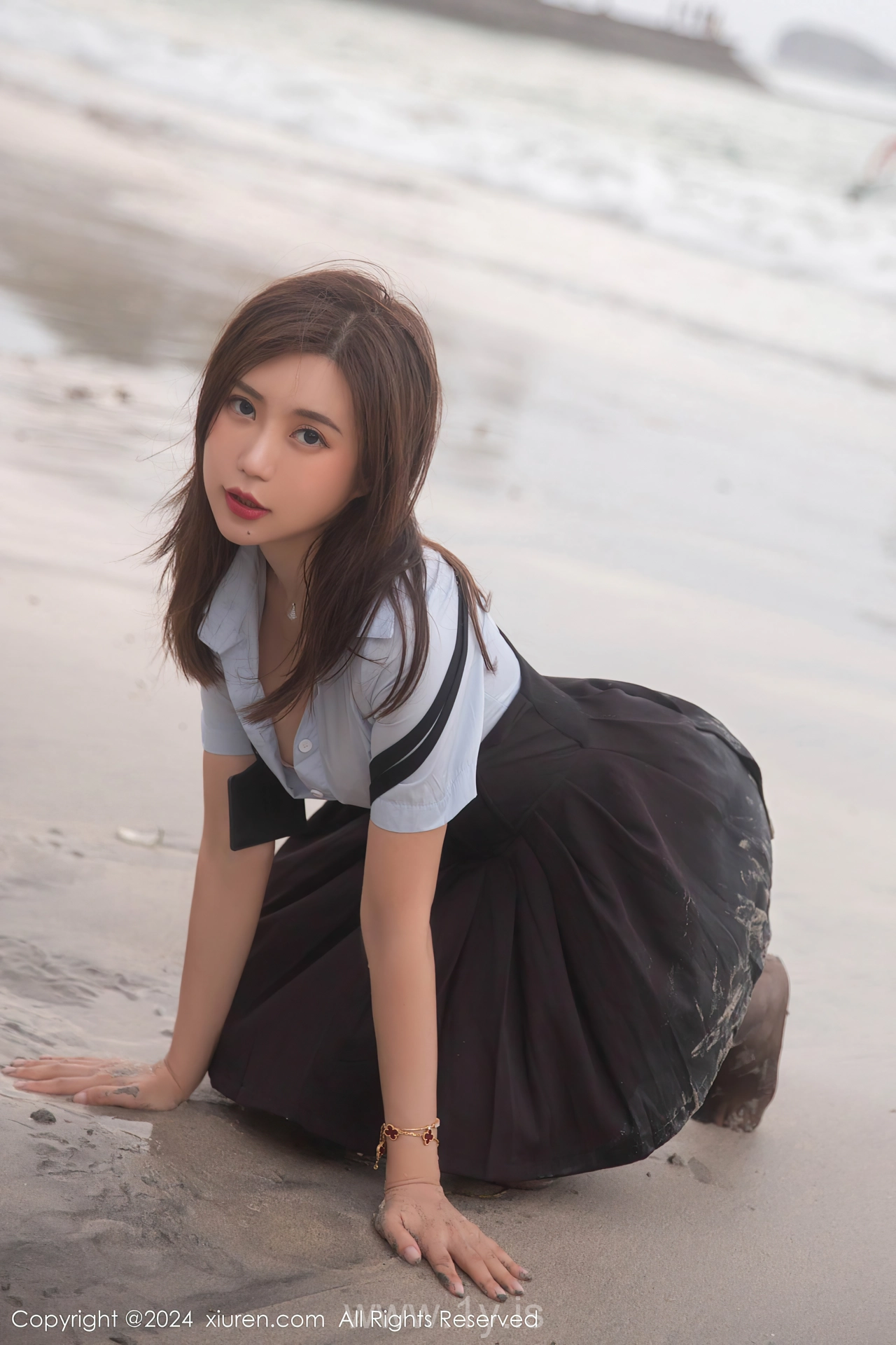 XIUREN(秀人网) No.8752 Lovely Chinese Beauty 绮里嘉ula