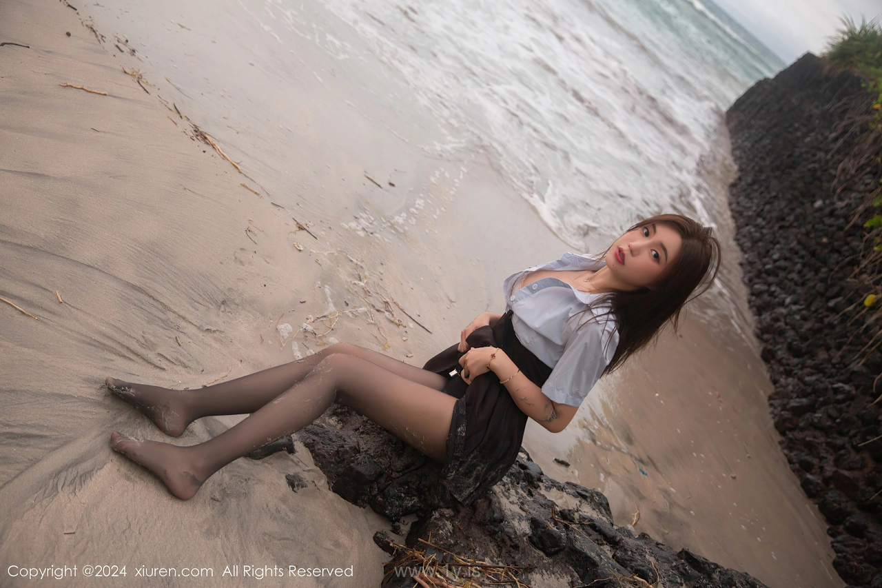 XIUREN(秀人网) No.8752 Lovely Chinese Beauty 绮里嘉ula