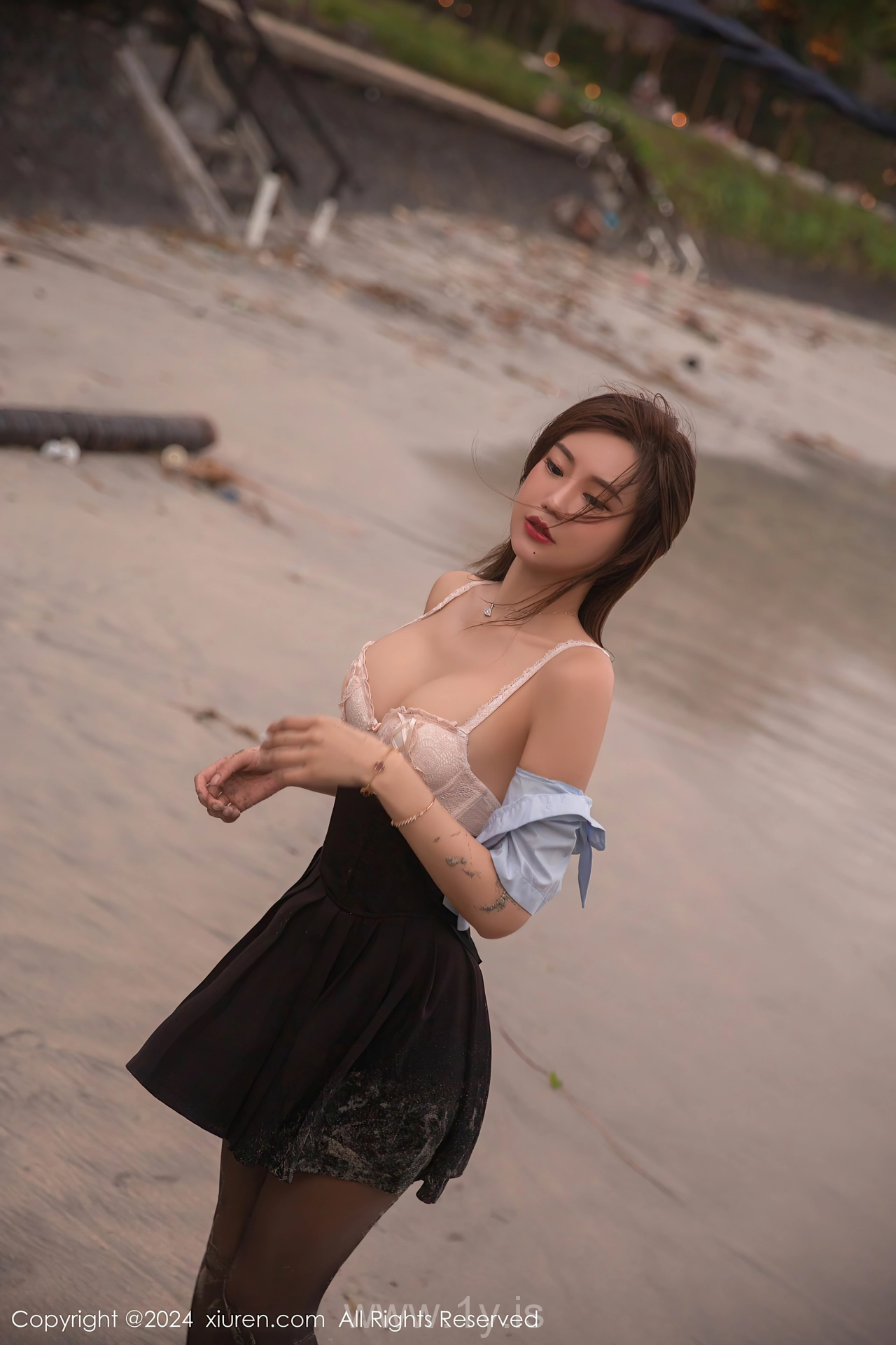 XIUREN(秀人网) No.8752 Lovely Chinese Beauty 绮里嘉ula