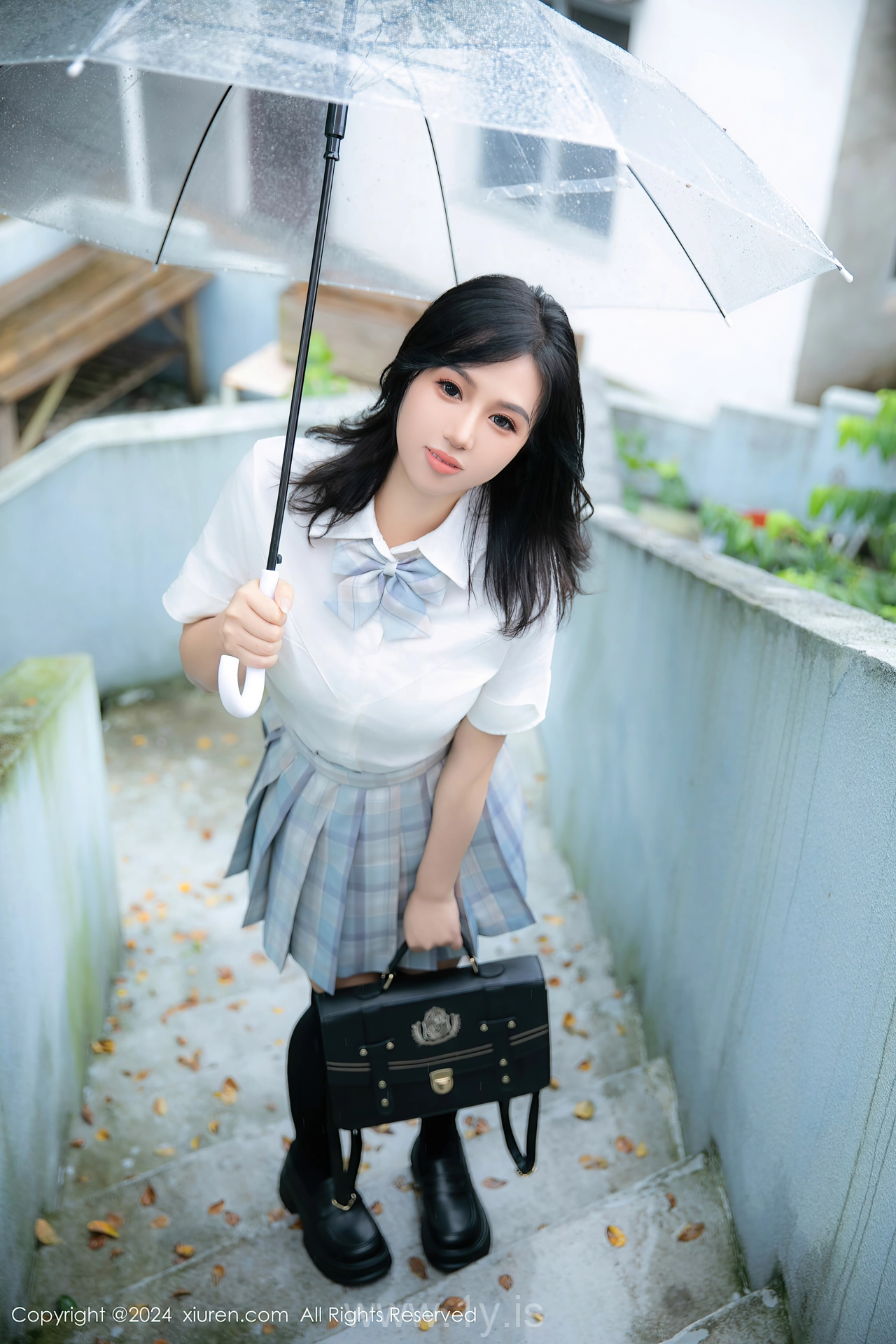 XIUREN(秀人网) No.8759 Stunning Asian Charmer 金小依