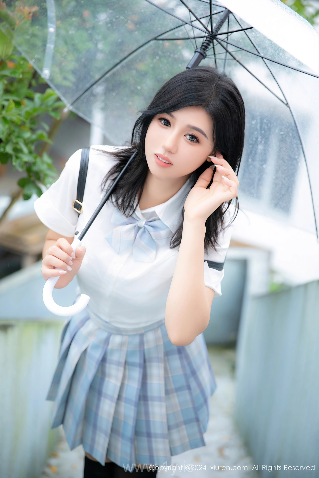 XIUREN(秀人网) No.8759 Stunning Asian Charmer 金小依