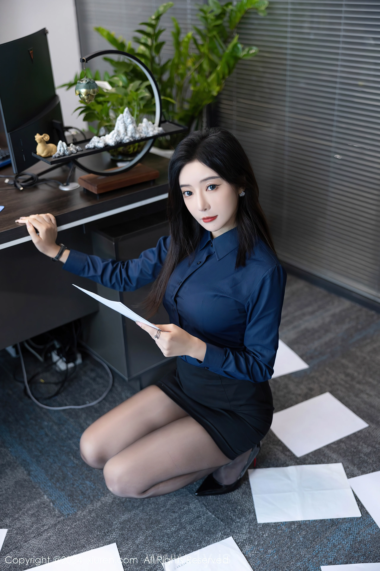 XIUREN(秀人网) No.8760 Lively Asian Mature Princess 王馨瑶yanni