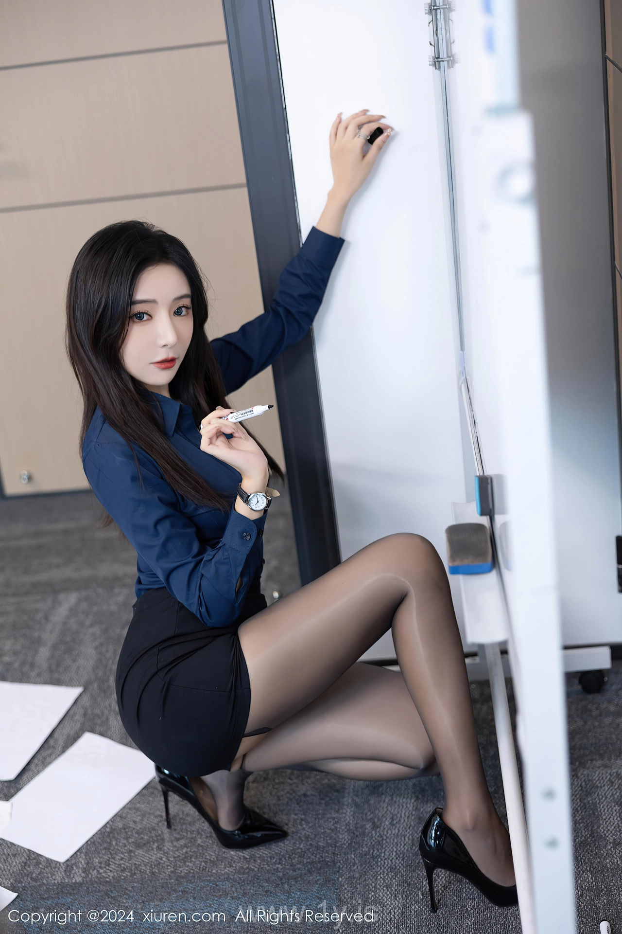 XIUREN(秀人网) No.8760 Lively Asian Mature Princess 王馨瑶yanni