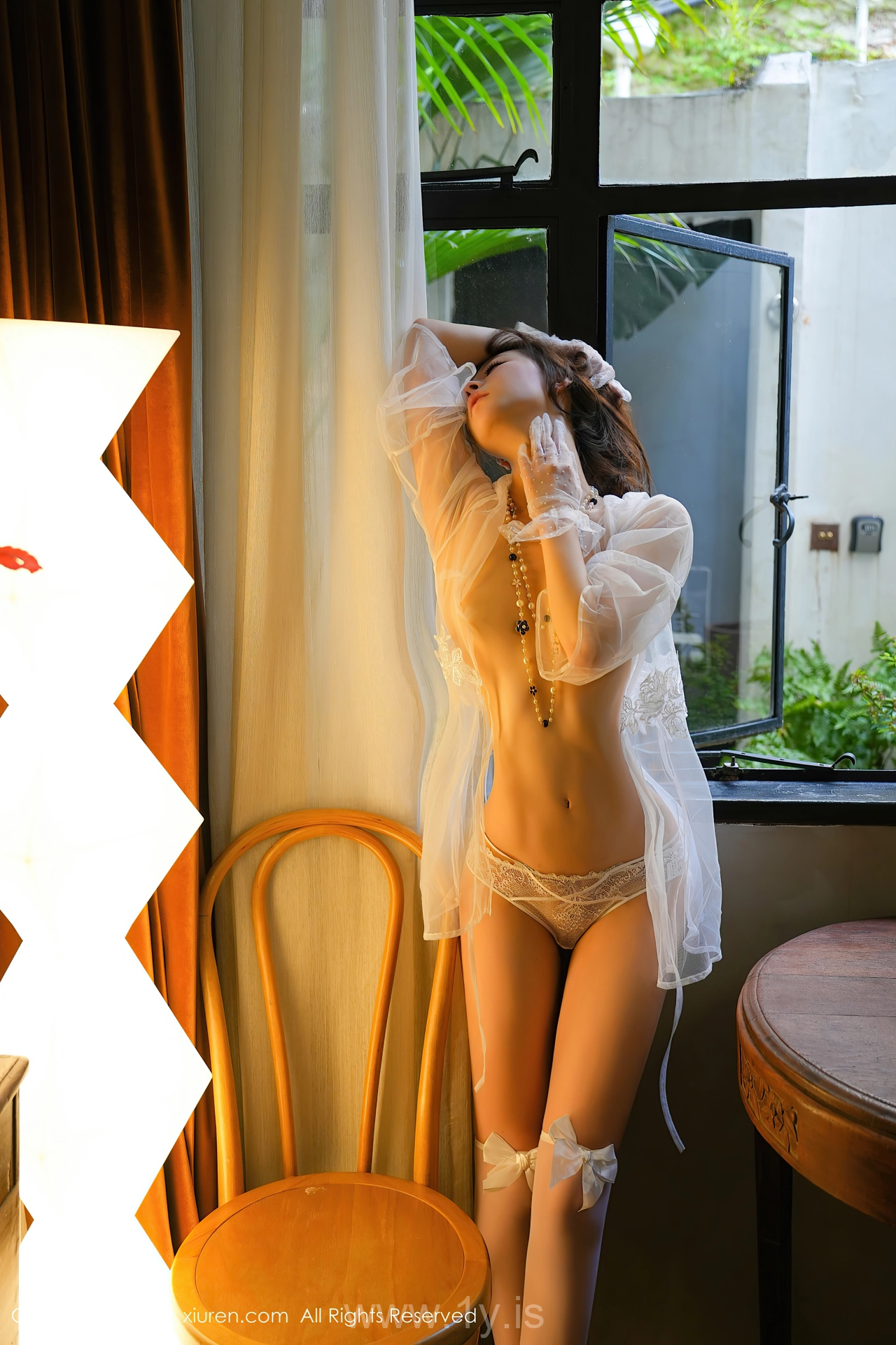 XIUREN(秀人网) No.8764 Intriguing Asian Maiden 喵喵JOJO