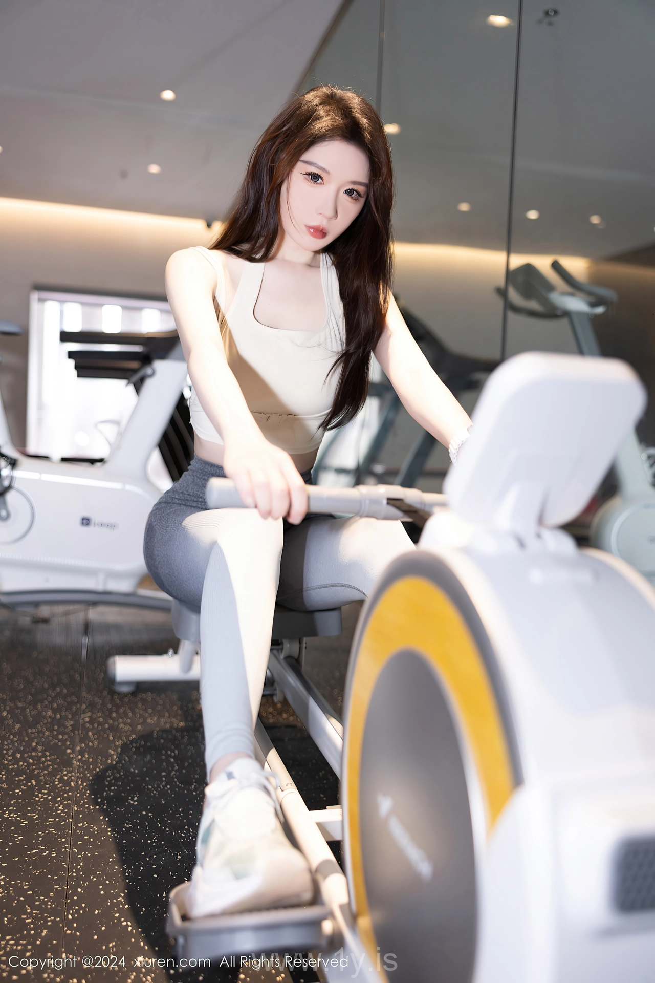 XIUREN(秀人网) No.8767 Seductive & Delicate Asian Enigma 梦心玥