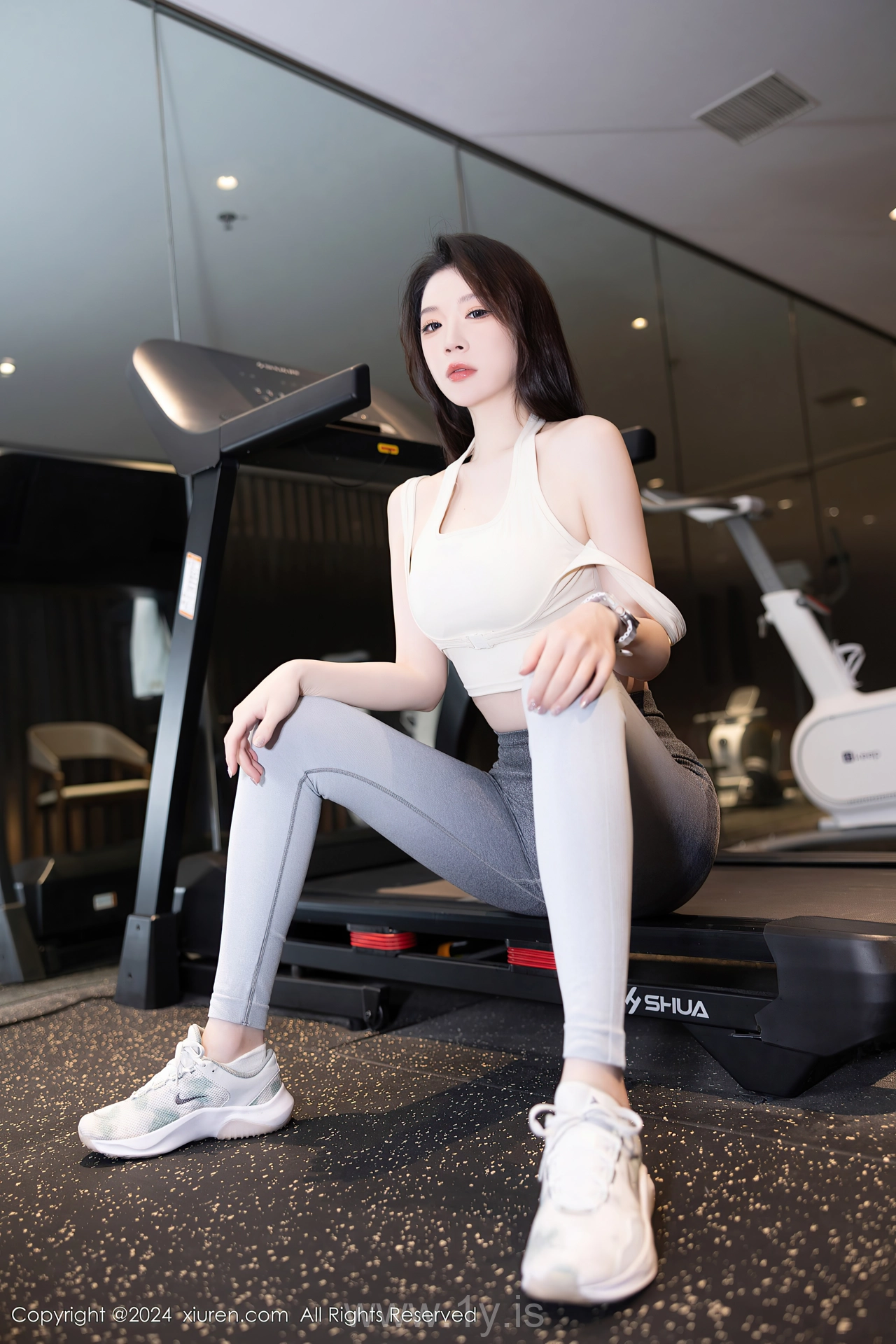 XIUREN(秀人网) No.8767 Seductive & Delicate Asian Enigma 梦心玥