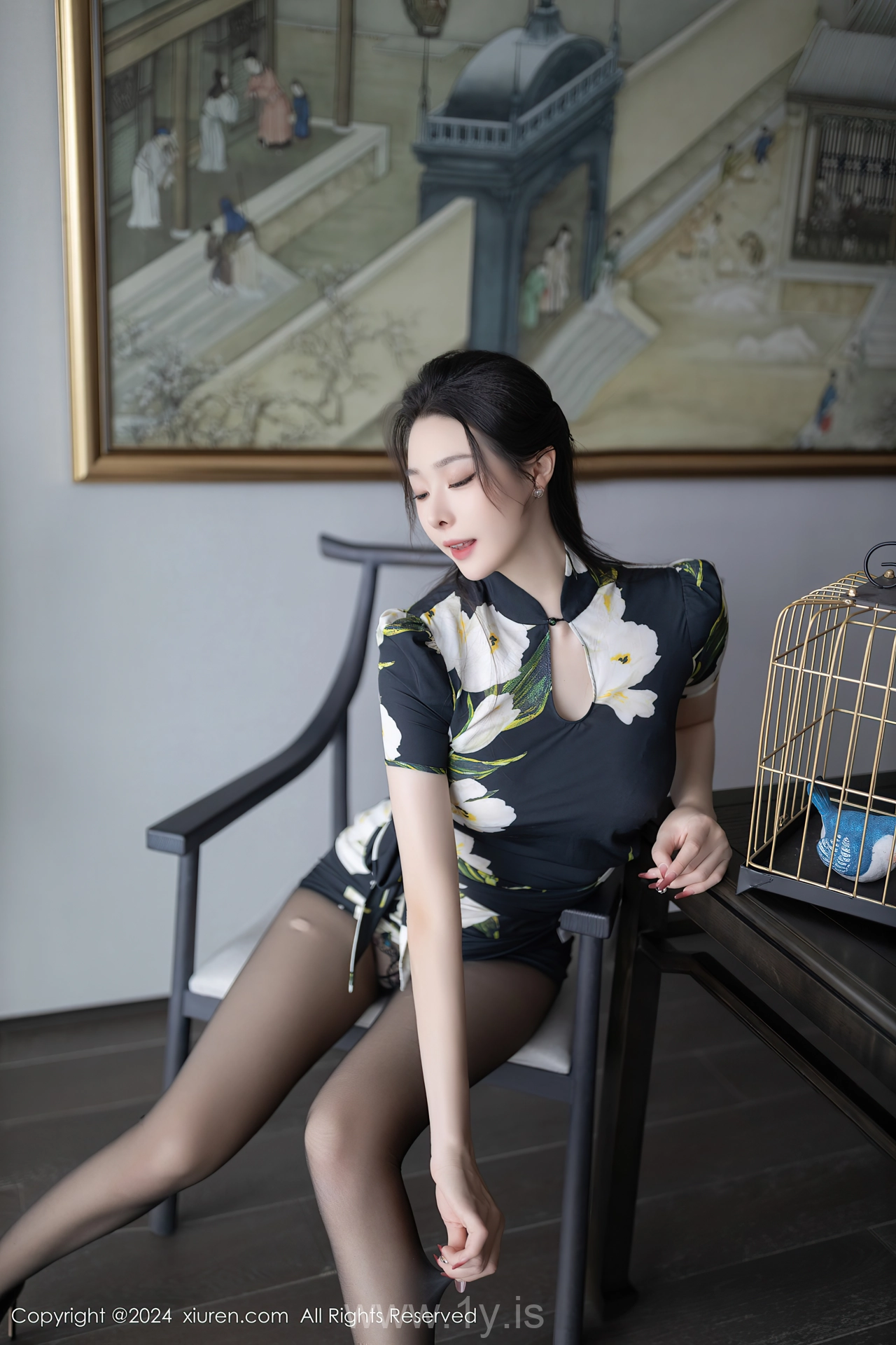 XIUREN(秀人网) No.8768 Chic Chinese Charmer 小逗逗