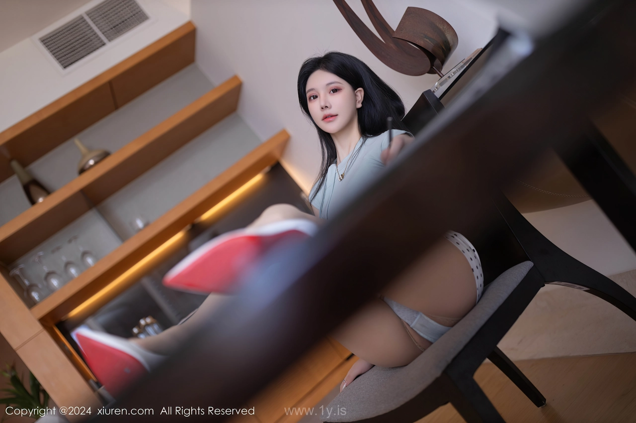 XIUREN(秀人网) No.8774 Refined & Fashionable Asian Seductress 幼幼