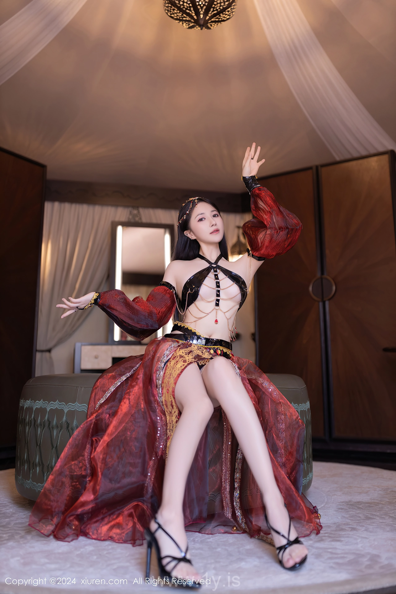 XIUREN(秀人网) No.8778 Angelic & Fancy Chinese Women 鱼子酱Fish