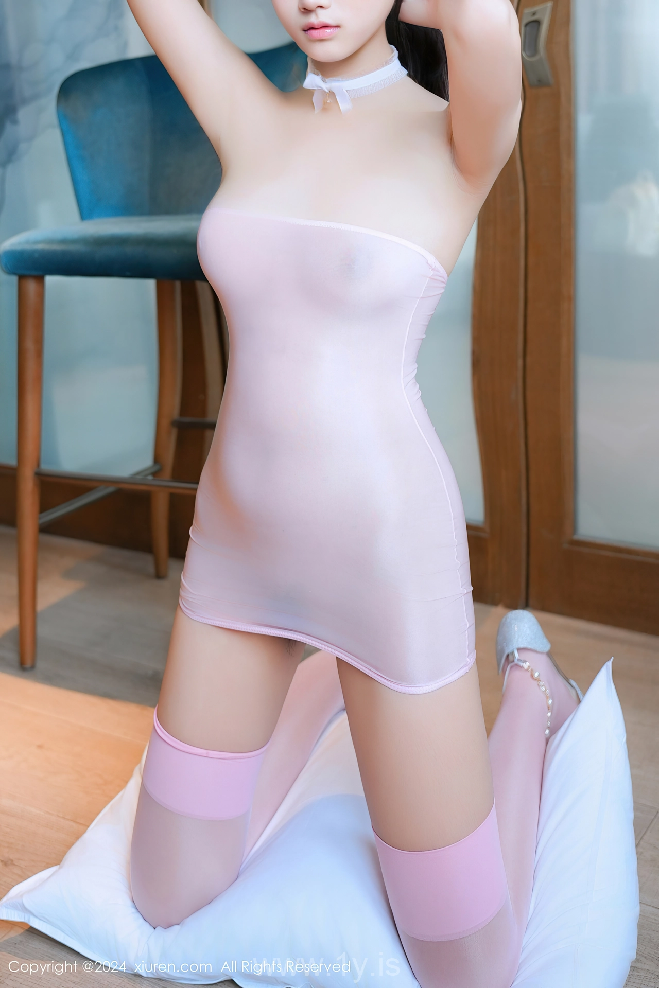 XIUREN(秀人网) No.8790 Well Done & Attractive Asian Cougar 徐若兮