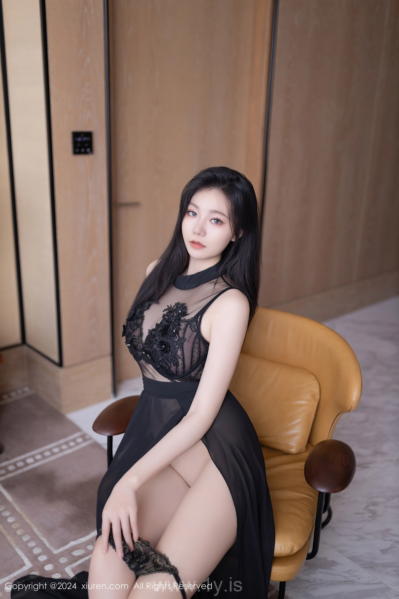 XIUREN(秀人网) No.8792 Well Done Chinese Hottie 安然anran