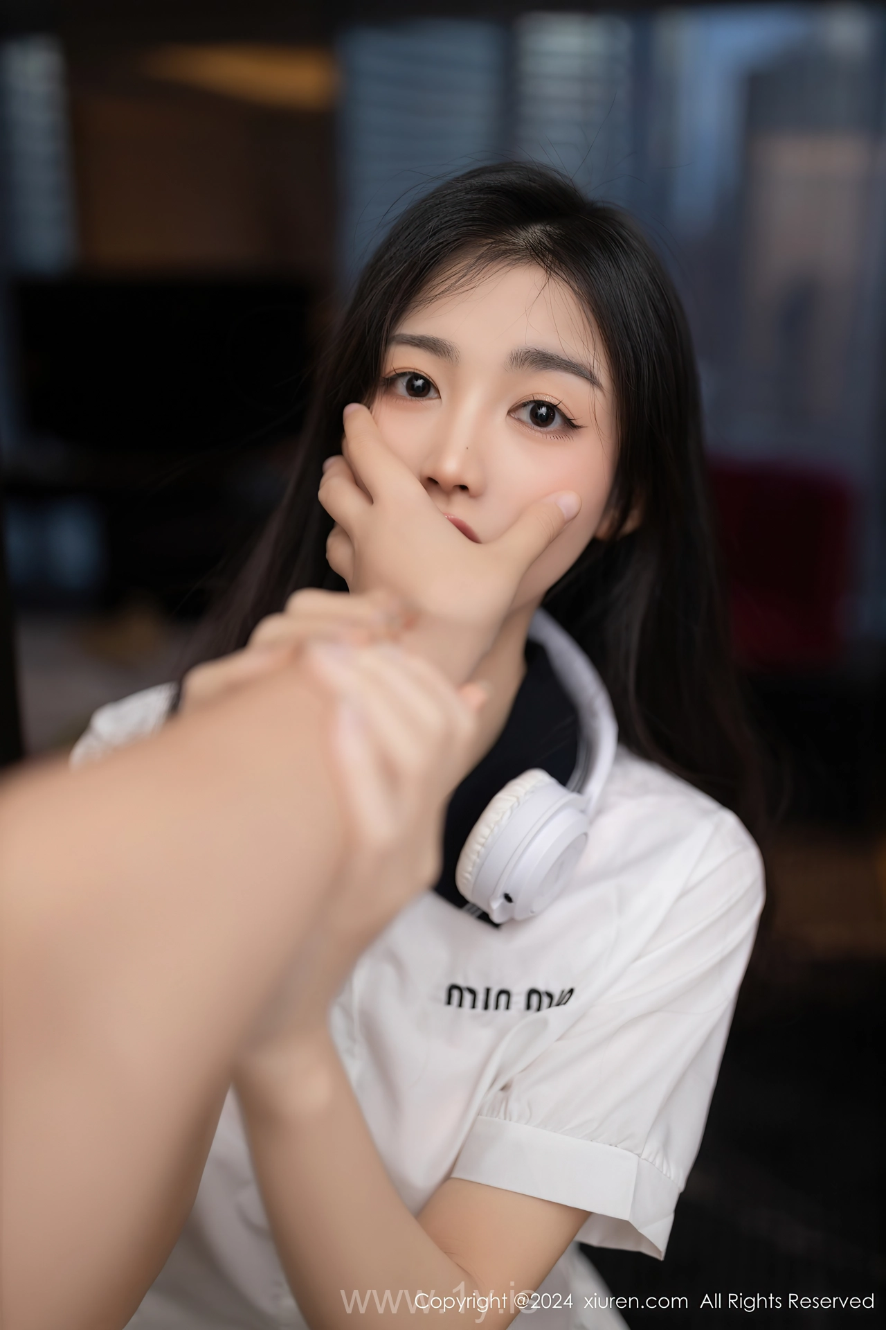 XIUREN(秀人网) No.8793 Voluptuous & Enigmatic Chinese Starlet 鱼尾fish