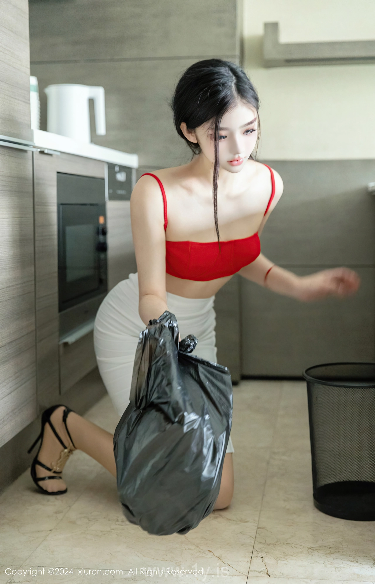 XIUREN(秀人网) No.8794 Seductive Chinese Goddess 龙雪儿