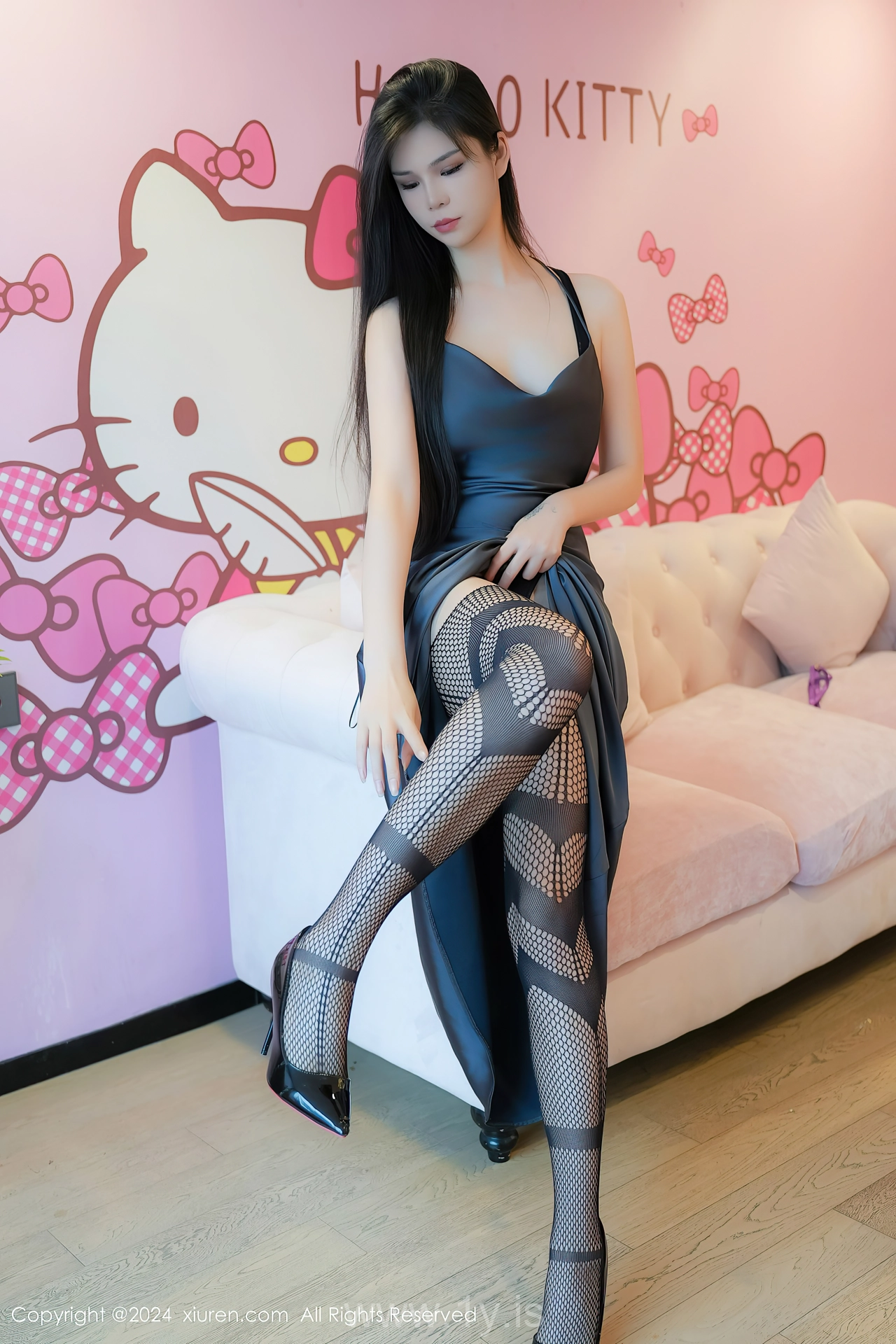 XIUREN(秀人网) No.8795 Cute & Sexy Asian Dreamgirl 雪糕CiCi