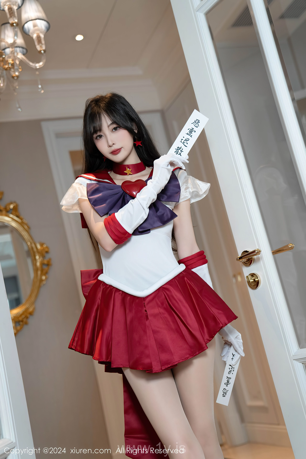 XIUREN(秀人网) No.8800 Tempting & Fashionable Chinese Cutie 林星阑