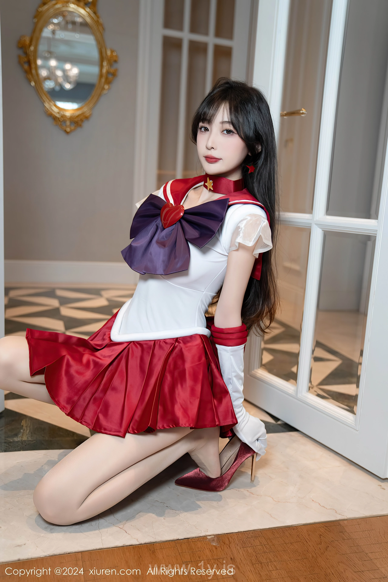 XIUREN(秀人网) No.8800 Tempting & Fashionable Chinese Cutie 林星阑