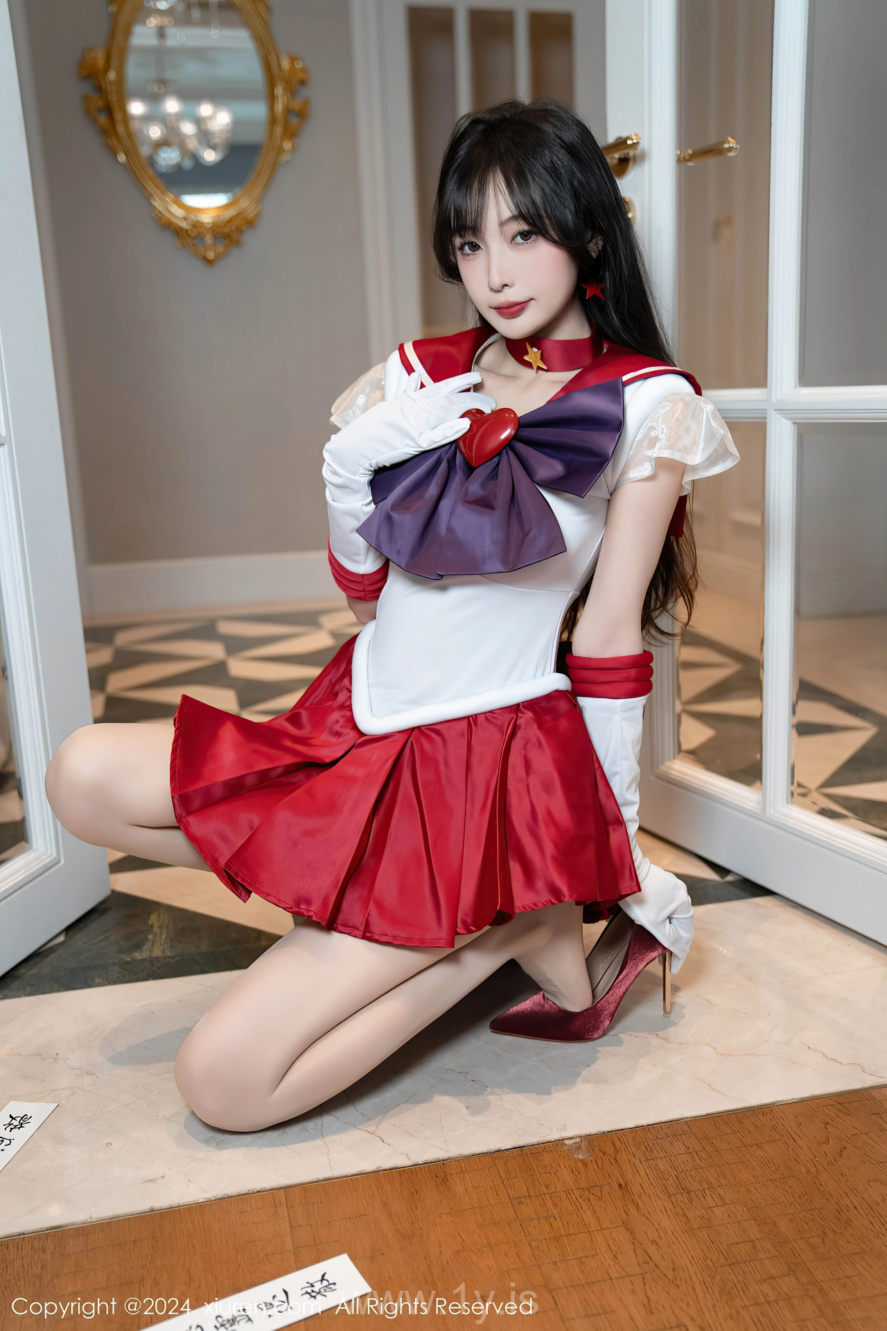 XIUREN(秀人网) No.8800 Tempting & Fashionable Chinese Cutie 林星阑