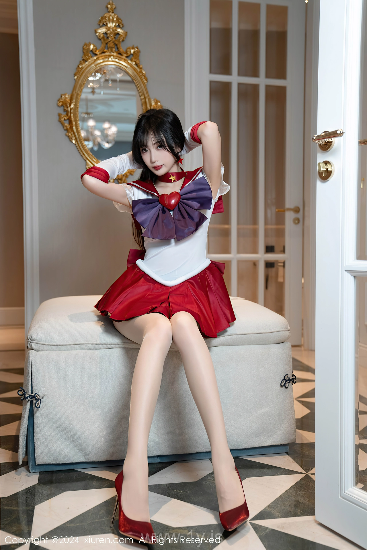 XIUREN(秀人网) No.8800 Tempting & Fashionable Chinese Cutie 林星阑