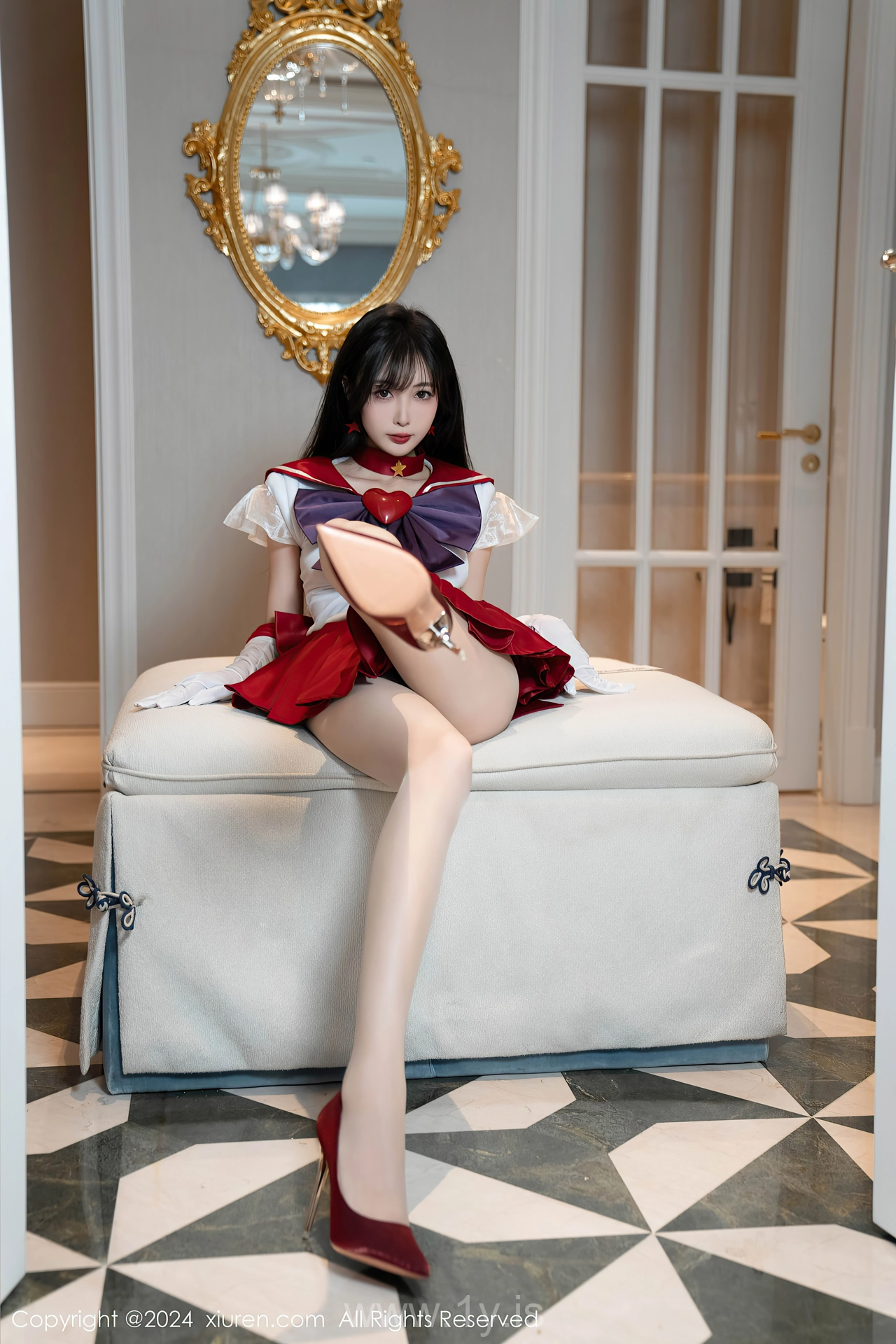 XIUREN(秀人网) No.8800 Tempting & Fashionable Chinese Cutie 林星阑