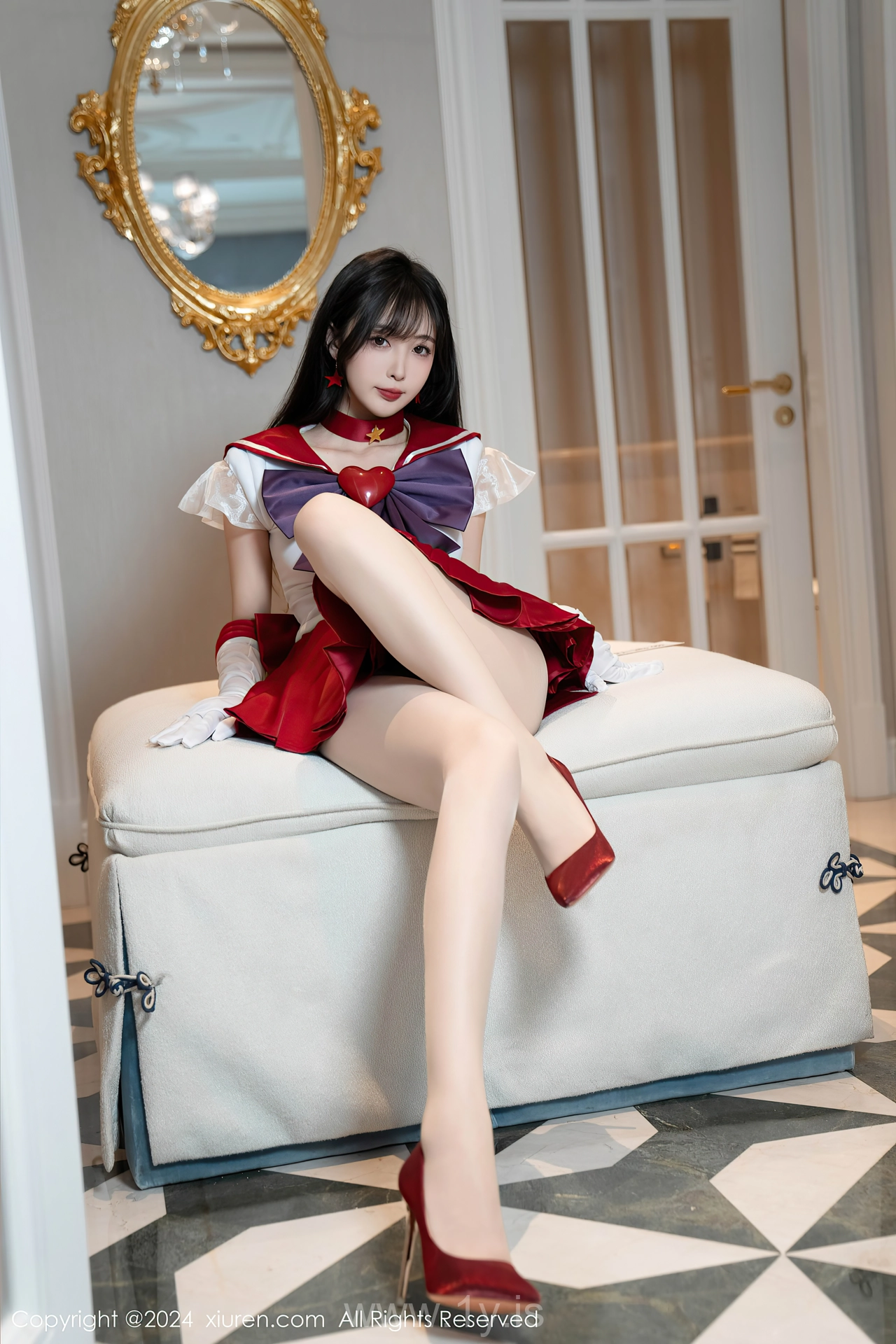 XIUREN(秀人网) No.8800 Tempting & Fashionable Chinese Cutie 林星阑