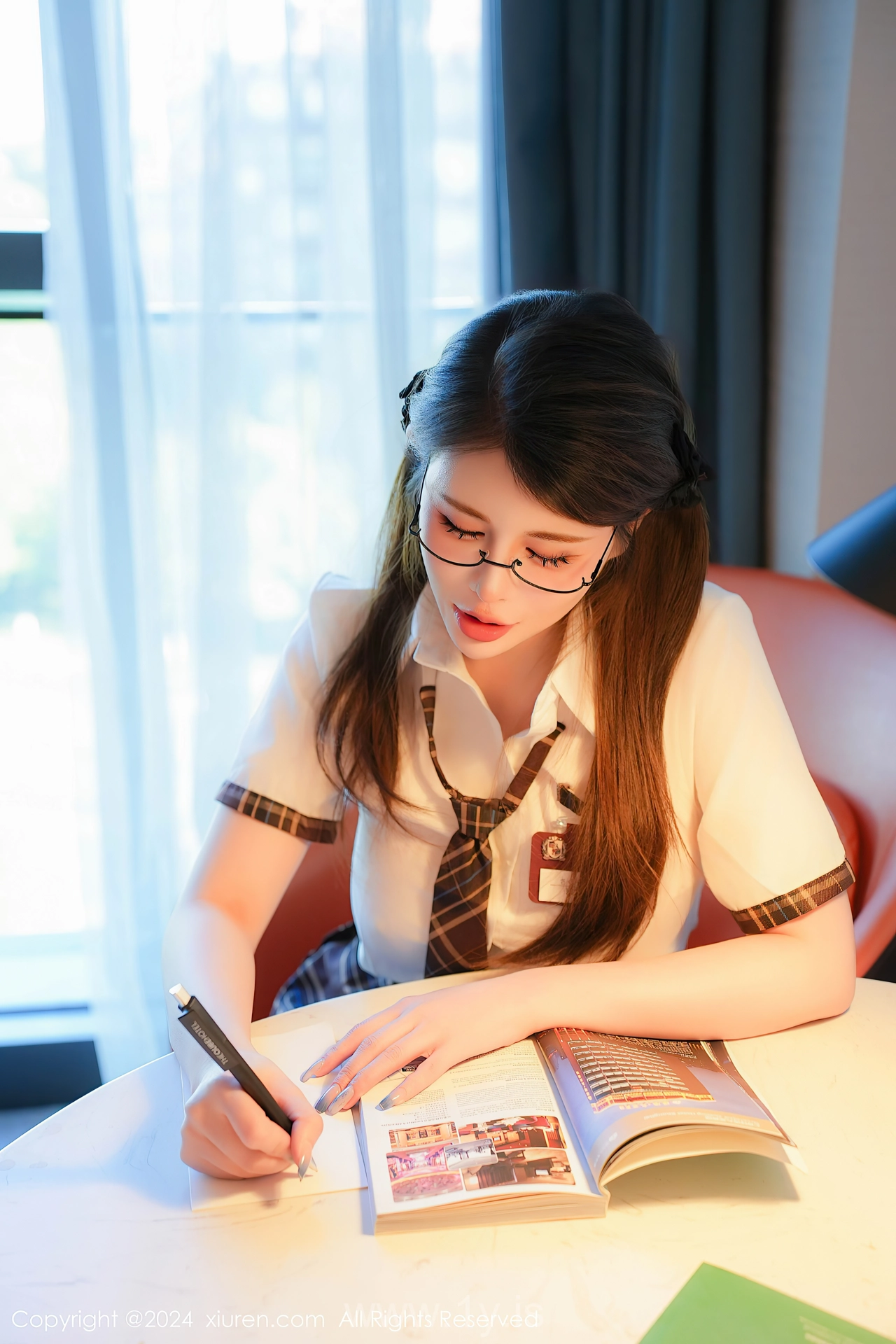 XIUREN(秀人网) No.8803 Well-developed & Delightful Chinese Temptress 甜妮