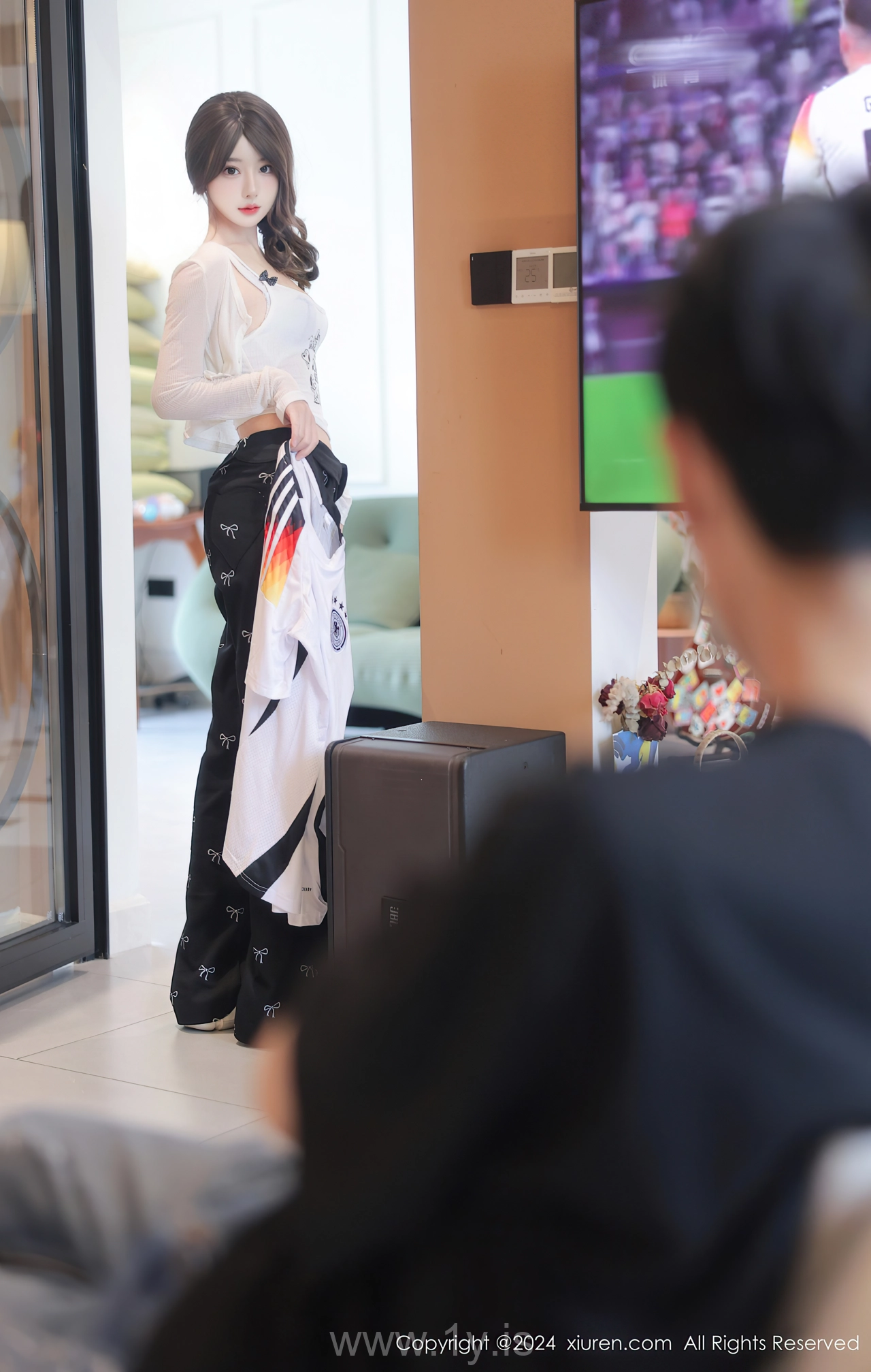 XIUREN(秀人网) No.8812 Refined & Trendy Asian Model 桃妖夭