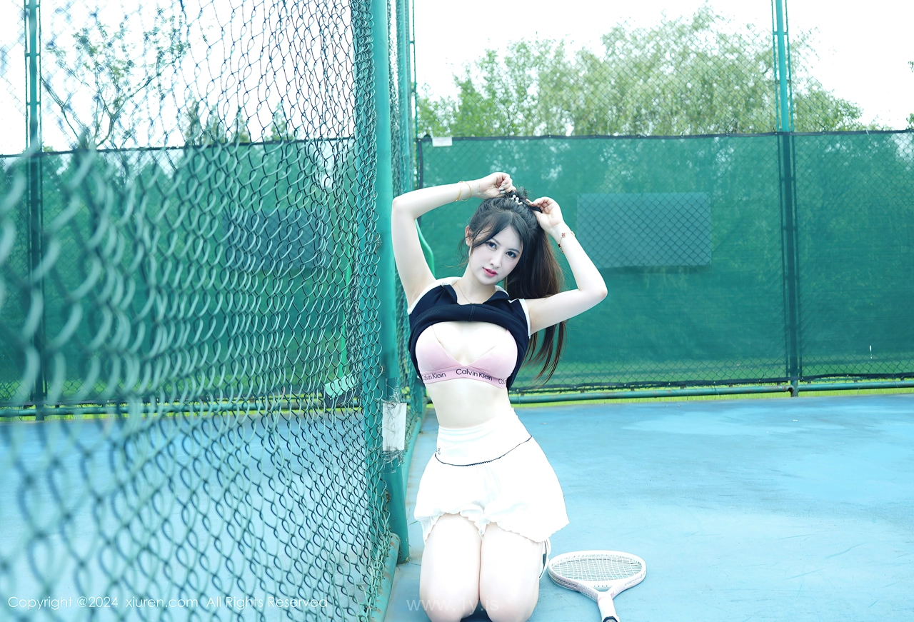 XIUREN(秀人网) No.8821 Delicate Asian Enchantress 诗诗kiki