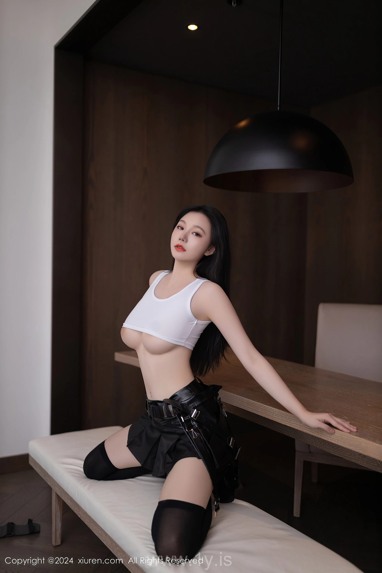 XIUREN(秀人网) No.8829 Pretty & Angelic Chinese Siren 安然anran