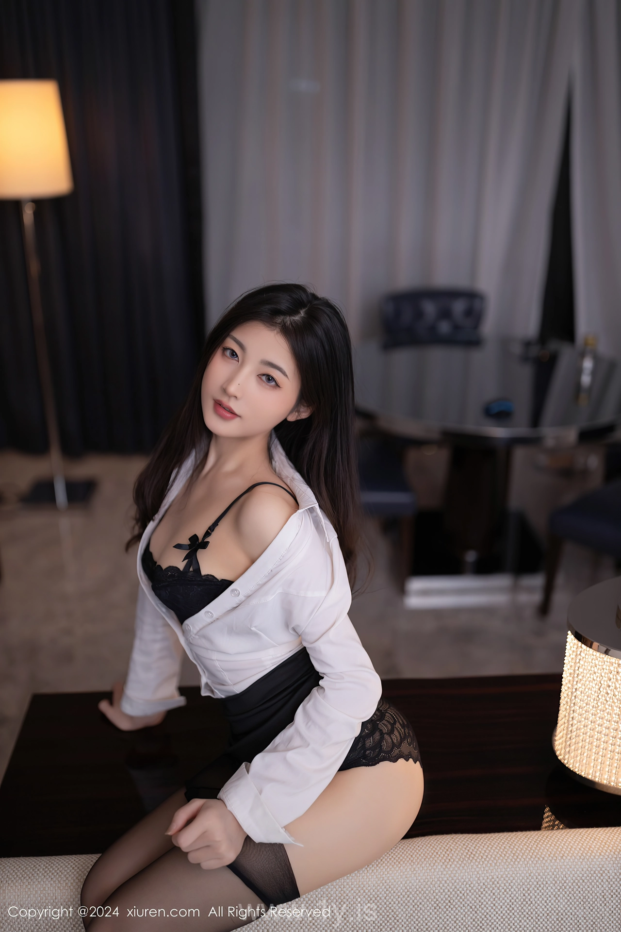 XIUREN(秀人网) No.8830 Well-developed & Seductive Chinese Muse 鱼尾fish