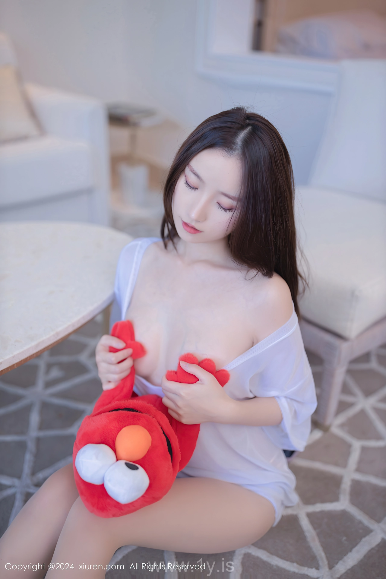 XIUREN(秀人网) No.8834 Breathtaking Asian Starlet 杏子Yada