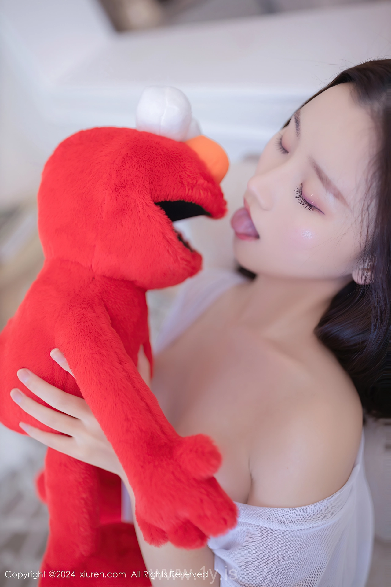 XIUREN(秀人网) No.8834 Breathtaking Asian Starlet 杏子Yada