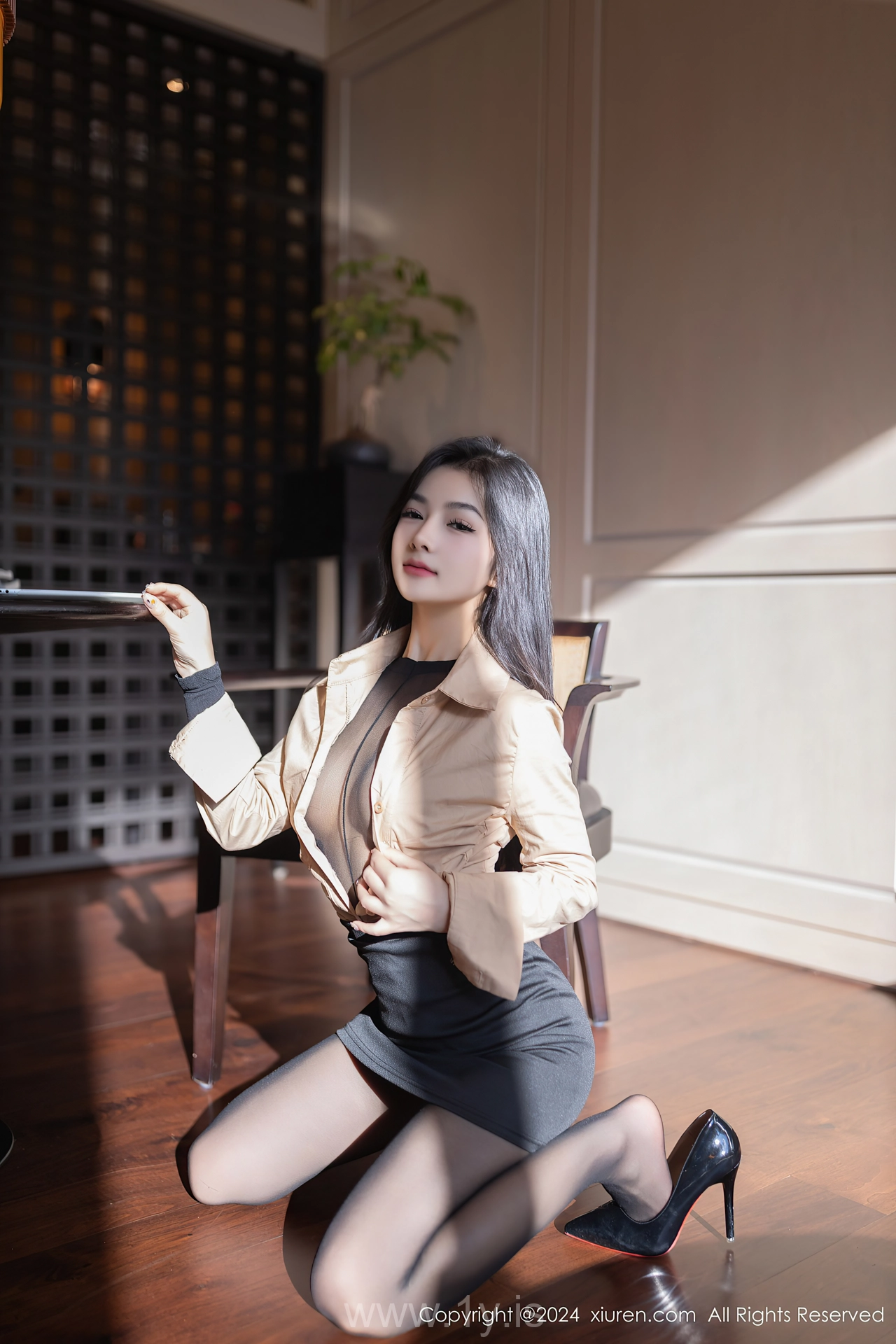 XIUREN(秀人网) No.8835 Well-developed & Stylish Asian Beauty 谭小灵