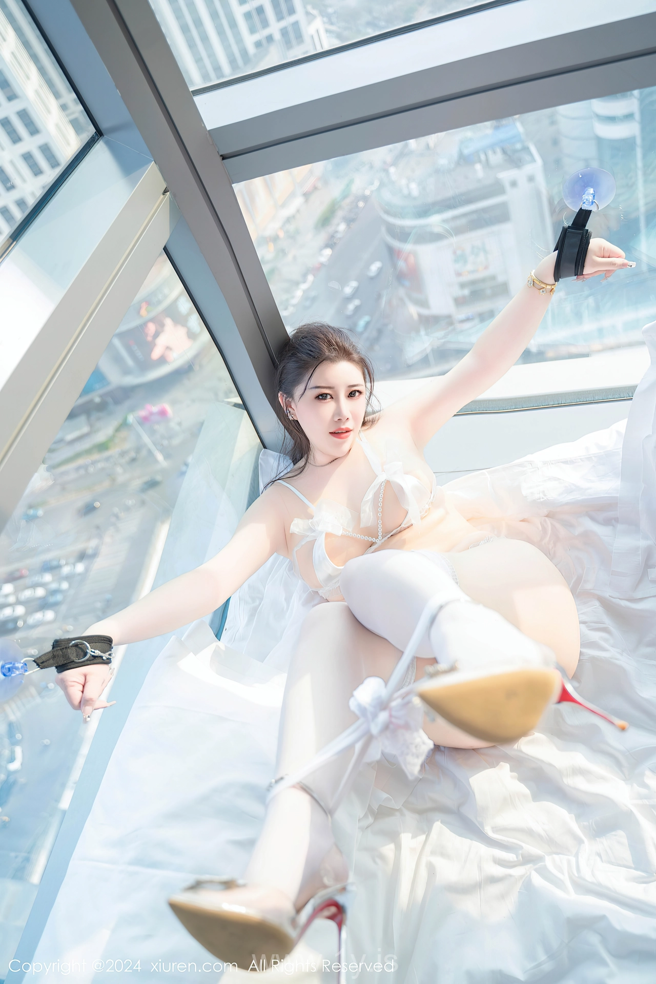 XIUREN(秀人网) No.8837 Good-looking Chinese Diva 王婉悠Queen