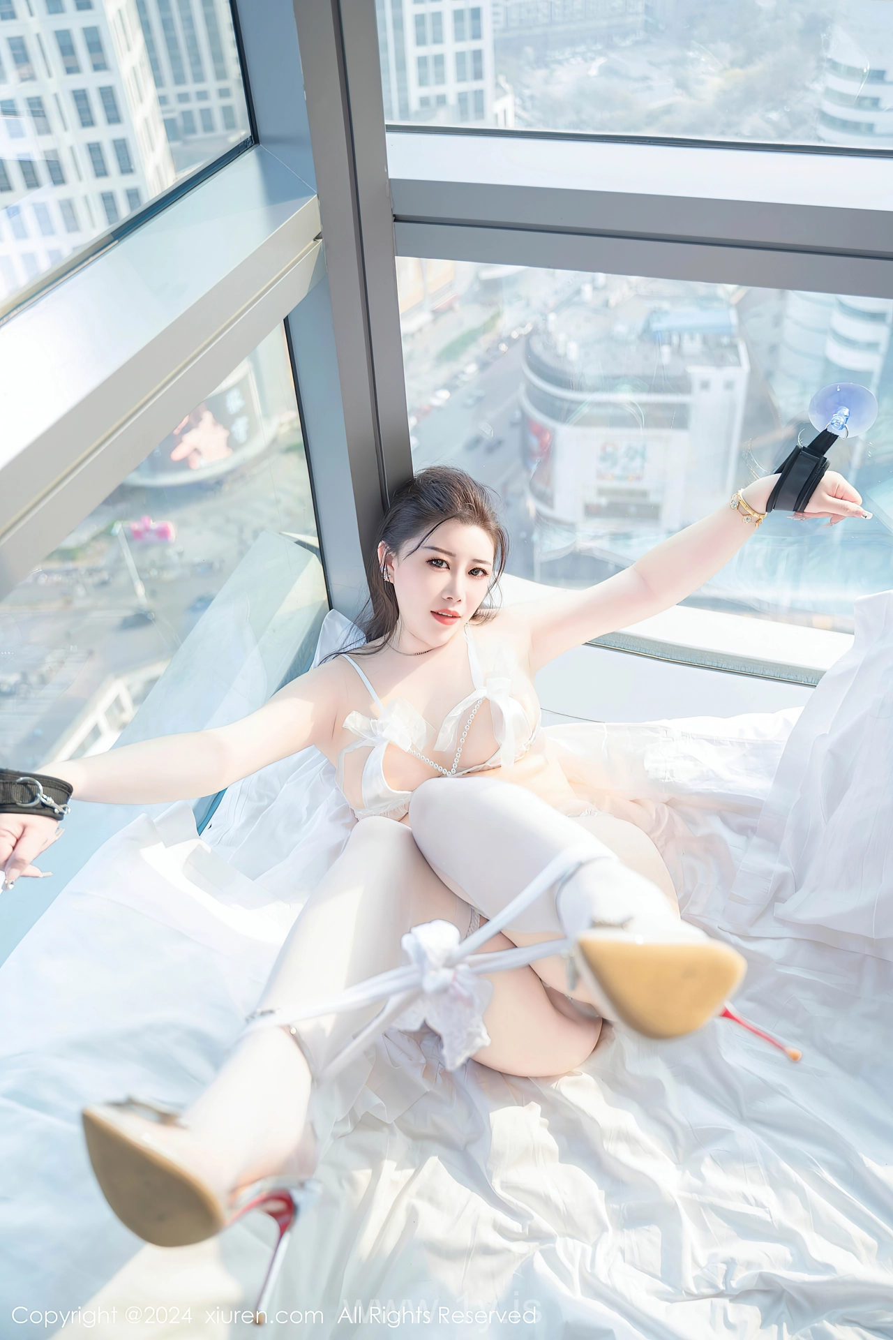 XIUREN(秀人网) No.8837 Good-looking Chinese Diva 王婉悠Queen