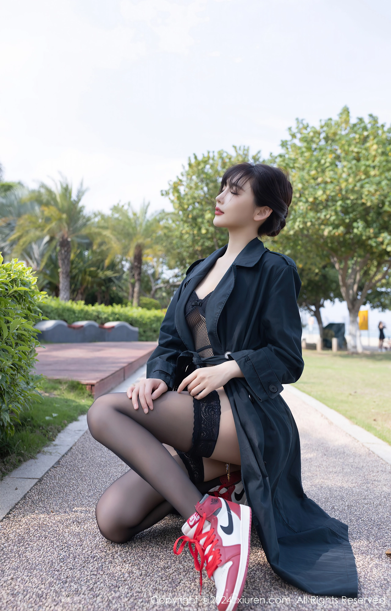 XIUREN(秀人网) No.8844 Pretty & Captivating Chinese Maiden 陆萱萱