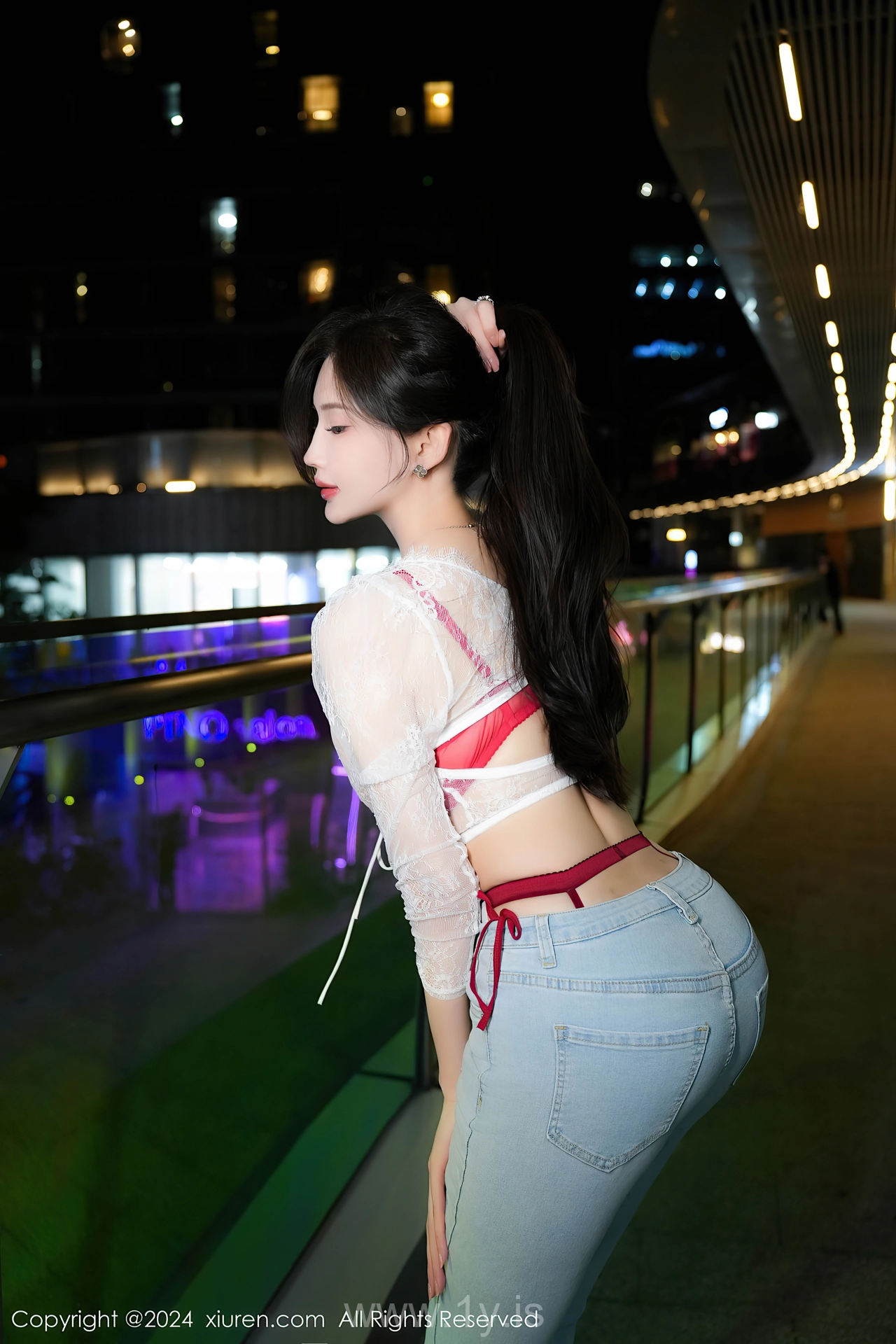 XIUREN(秀人网) No.8846 Delicate Chinese Peri Carol周妍希X