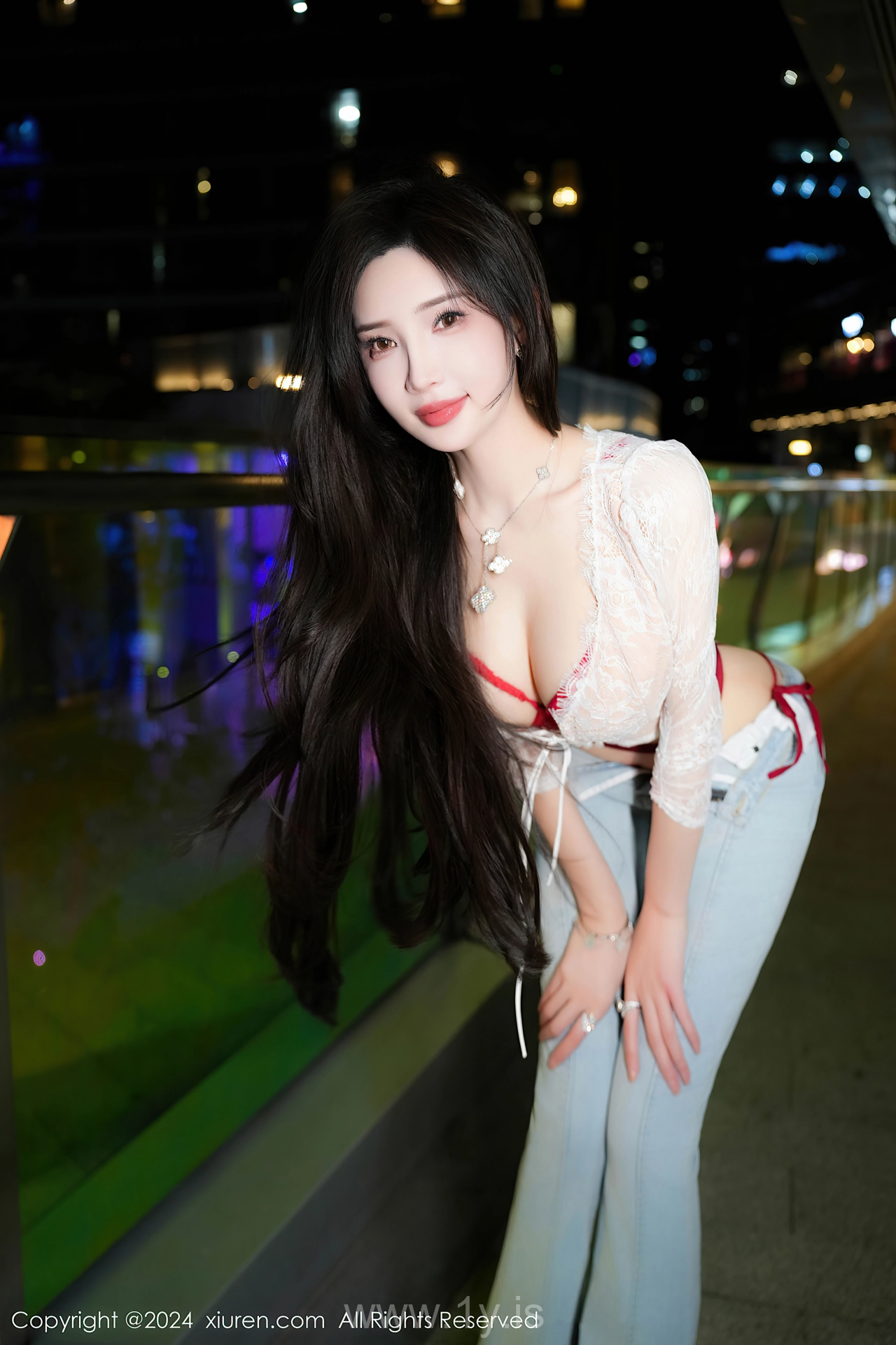 XIUREN(秀人网) No.8846 Delicate Chinese Peri Carol周妍希X