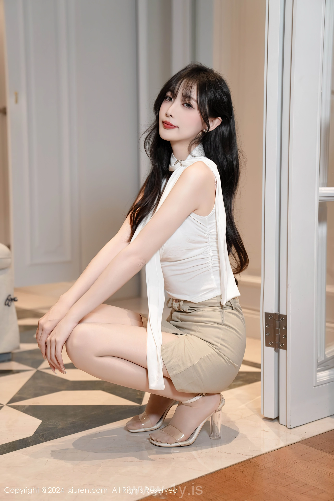 XIUREN(秀人网) No.8849 Pretty & Mesmerizing Chinese Chick 林星阑