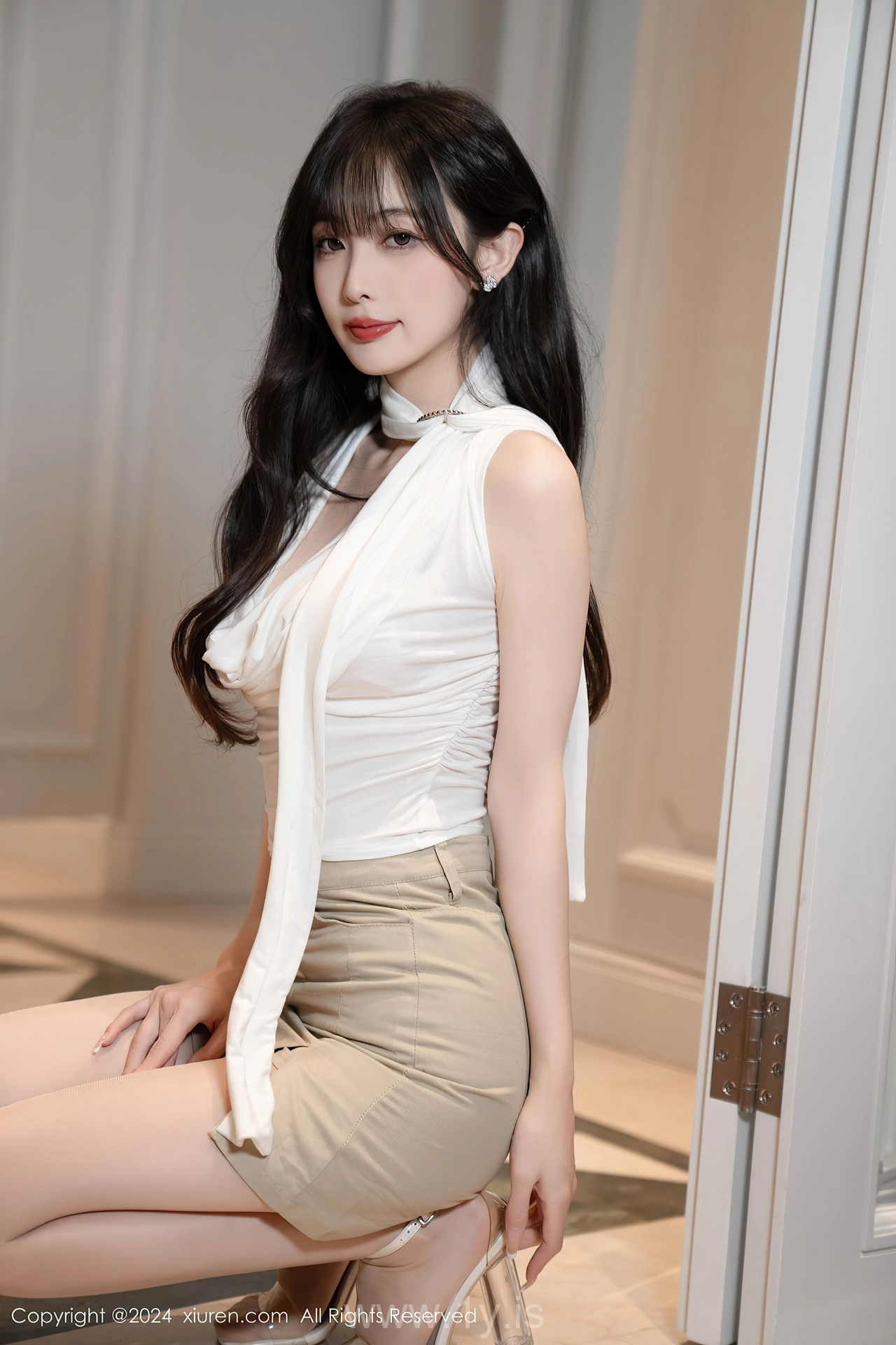 XIUREN(秀人网) No.8849 Pretty & Mesmerizing Chinese Chick 林星阑